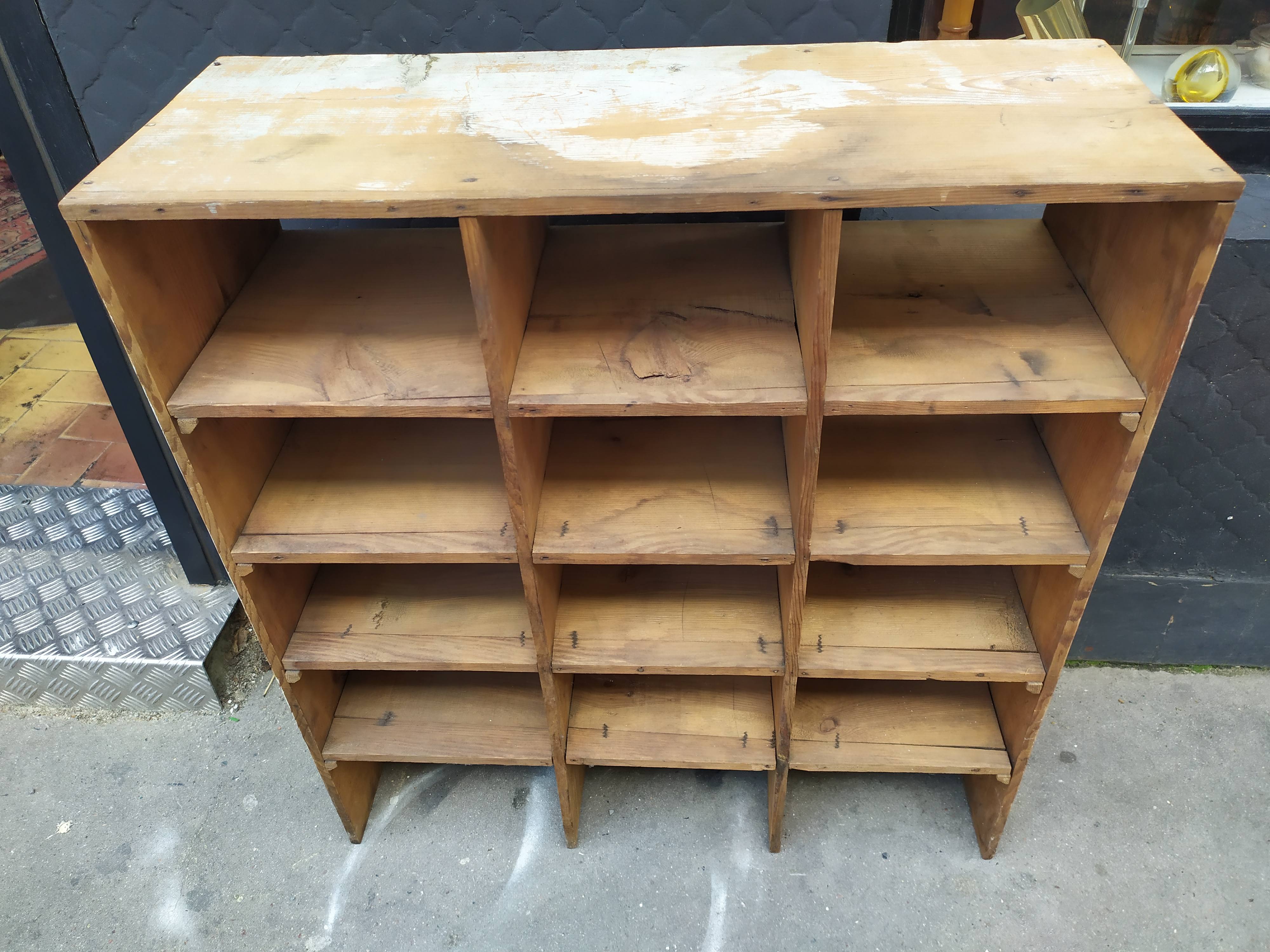 Wood-burning storage unit with an industrial locker