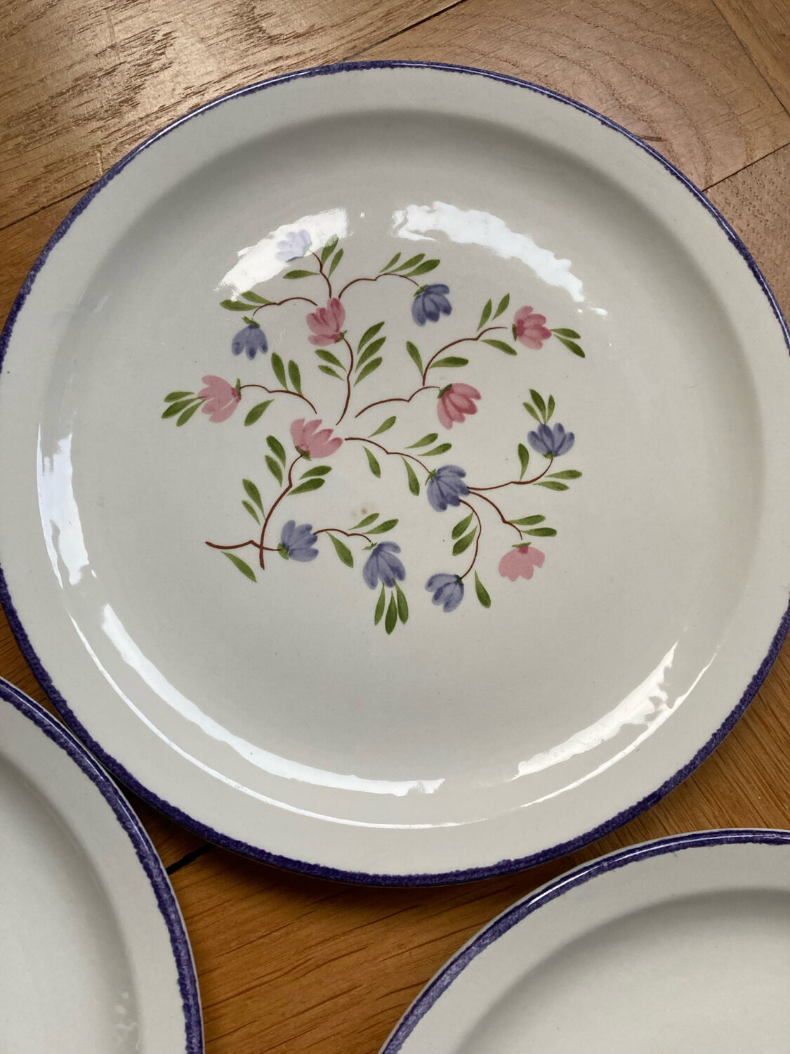 Dessert plates flowers mill of wolves MDL