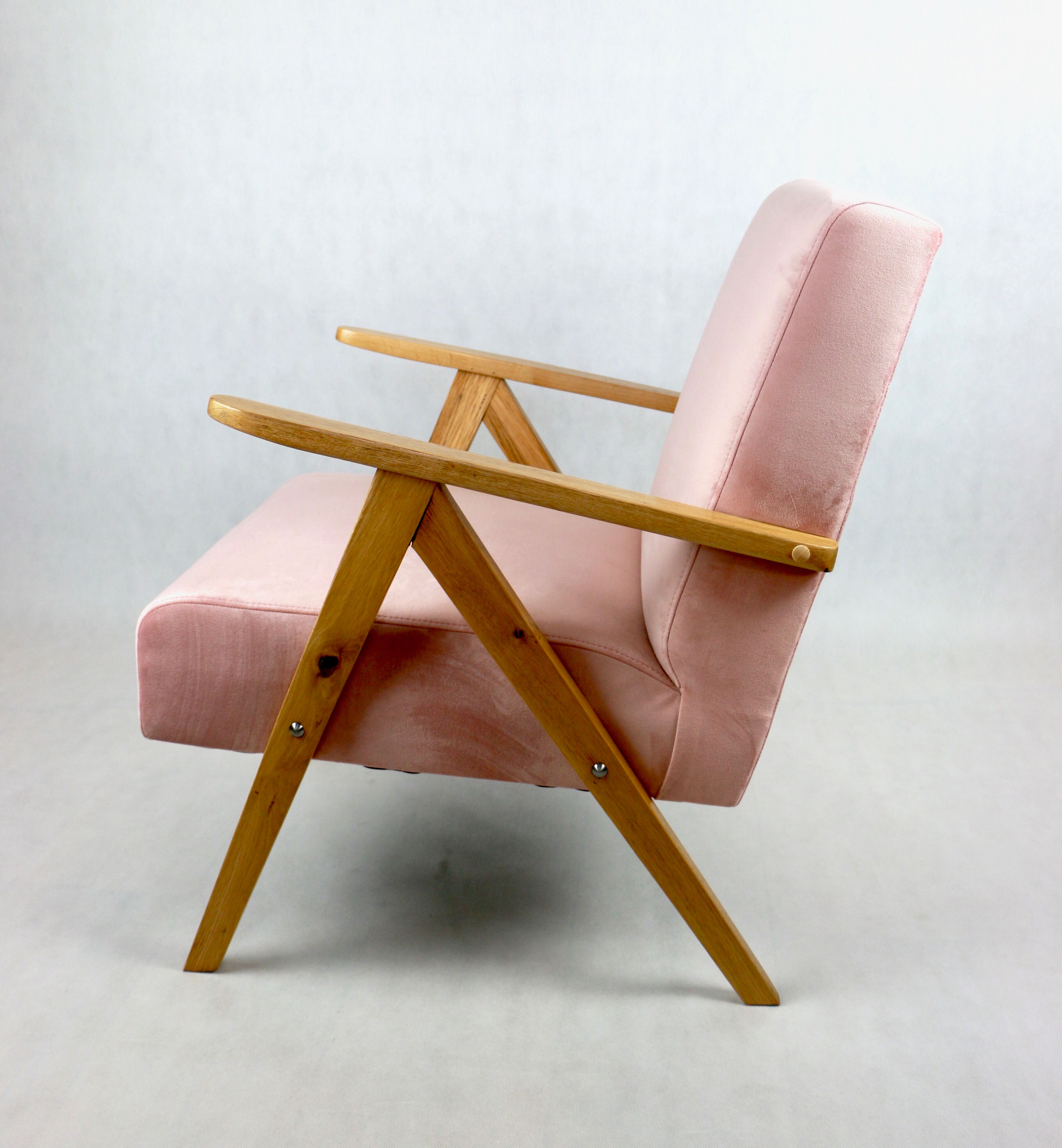 Products Vintage Pink like Var B310 Armchair, 1970s