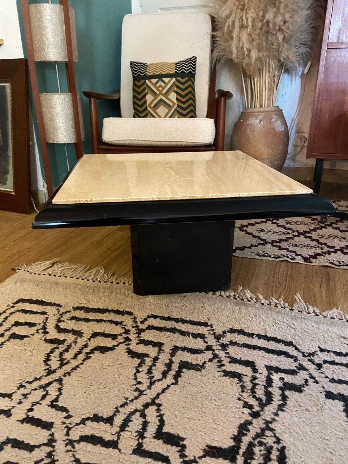 Coffee table in lacquered wood and vintage travertine