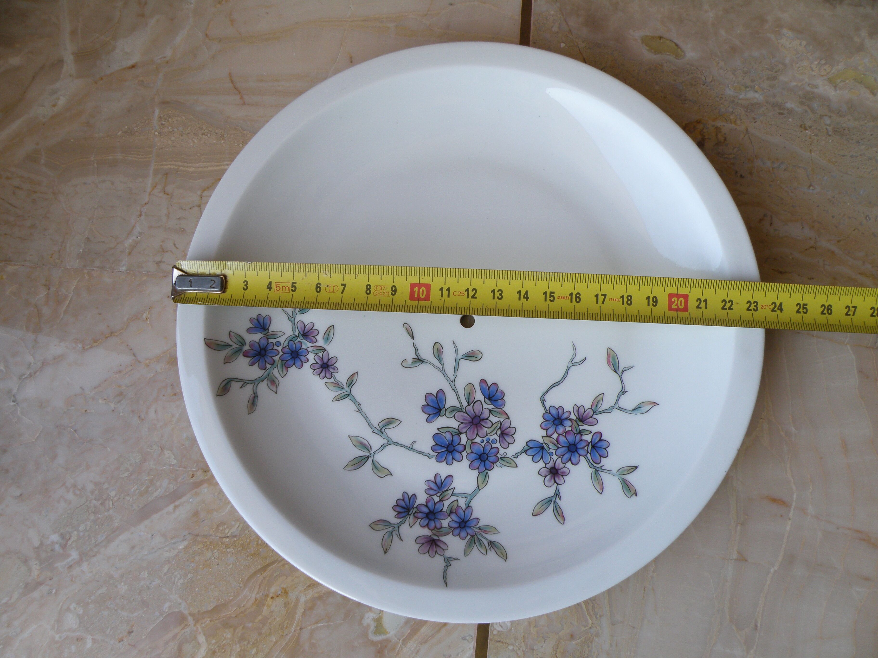 Display servant for cakes, aperitif, fruit, porcelain