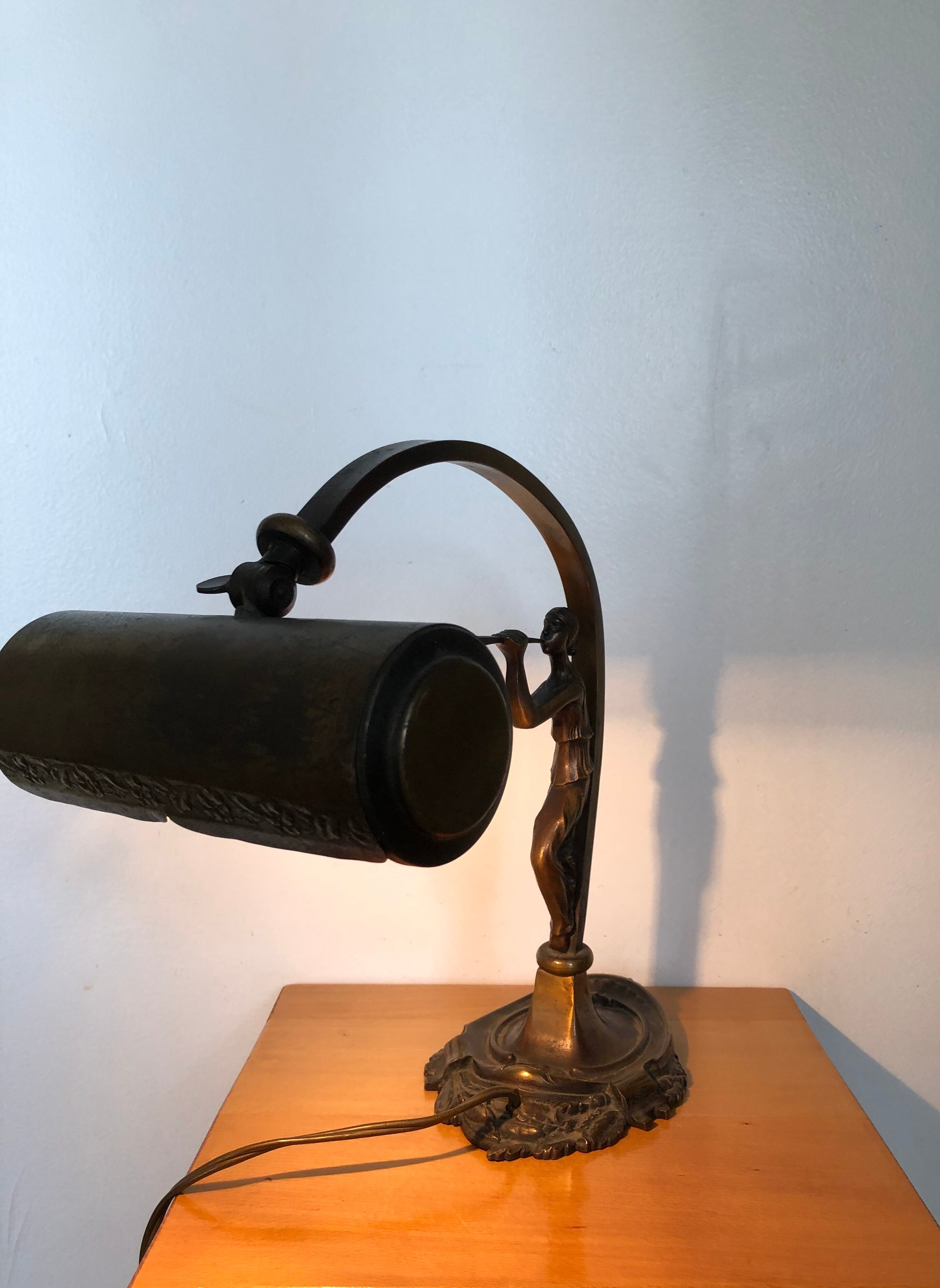 Bronze art deco lamp