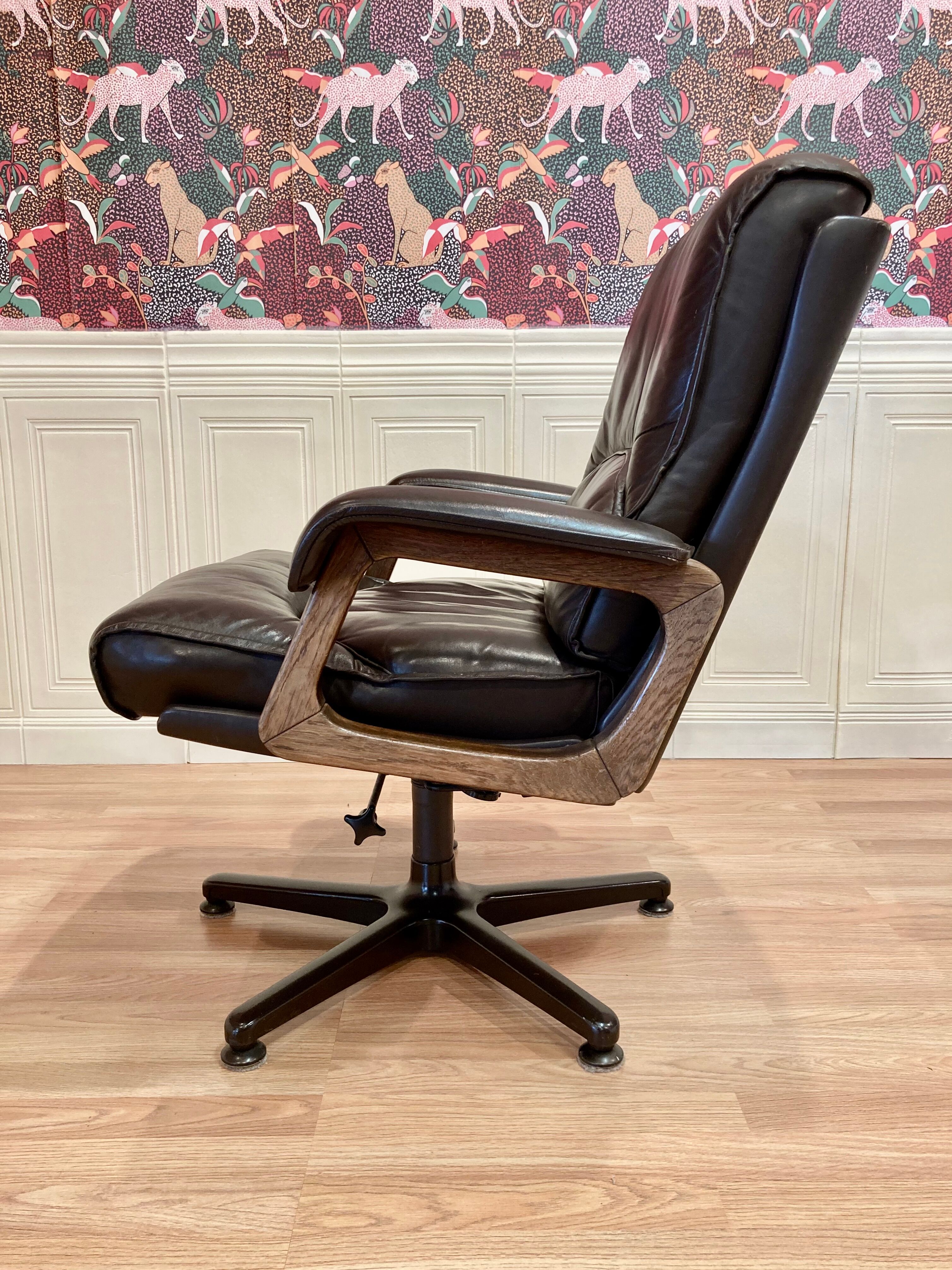 Swivel armchair and its ottoman "drabert" for "gerd lange".