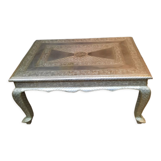 Metal-plated coffee table