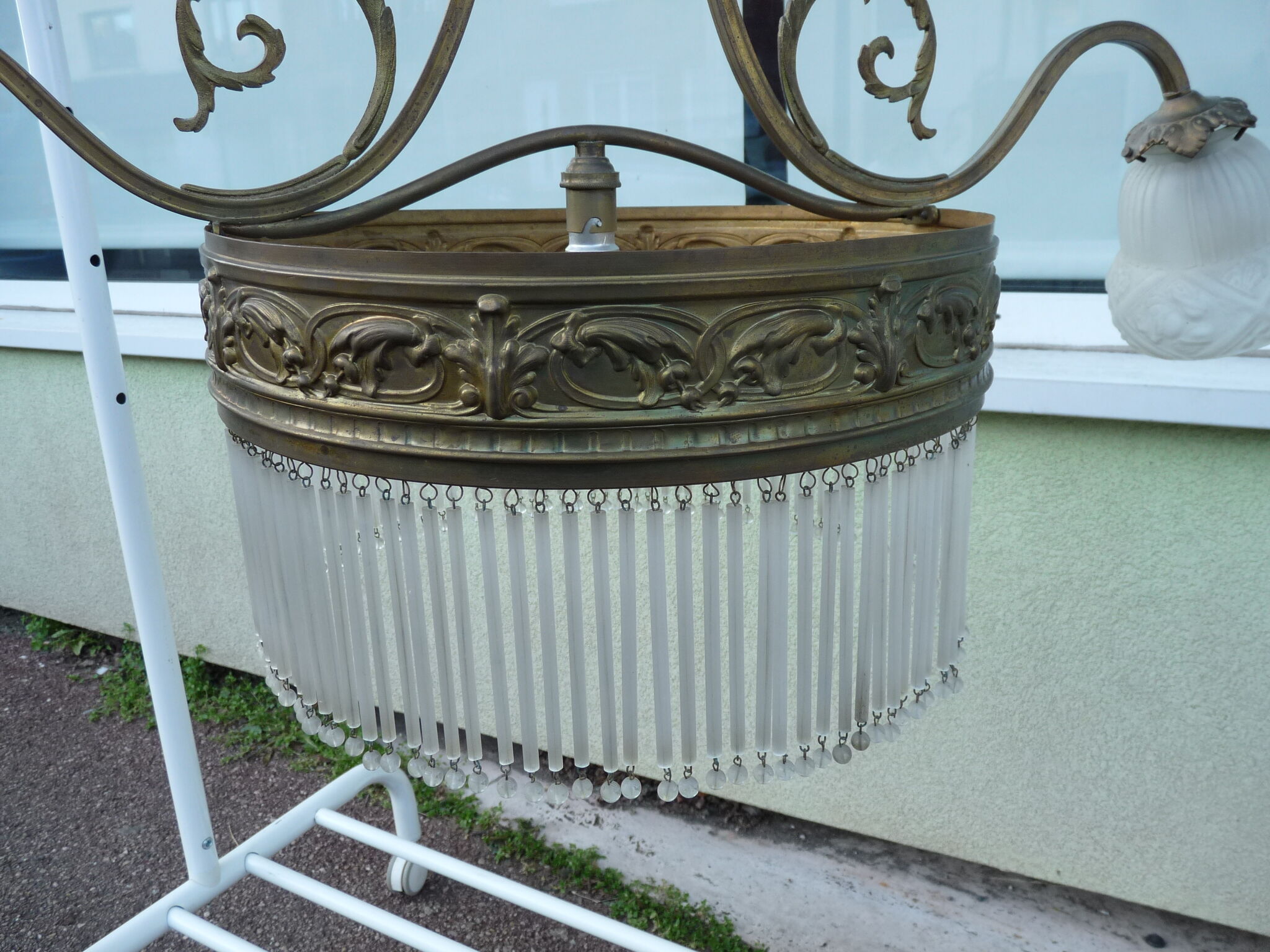 Lustre tulipes verre dépolis 1900 bonze ou laiton