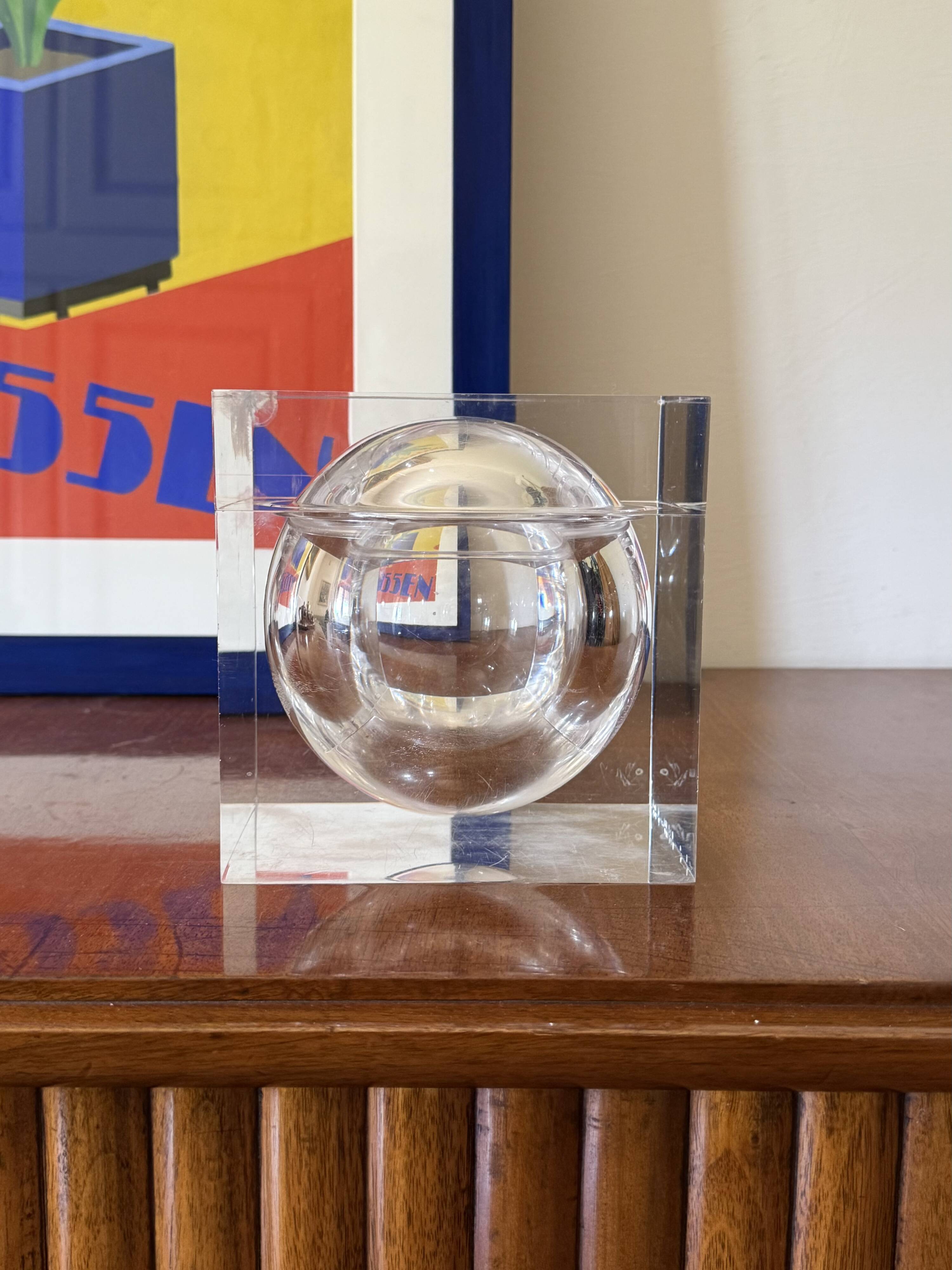 Seau à glace en Lucite, modèle Bombo, Studio TG, Guzzini, Italie, années 1970.