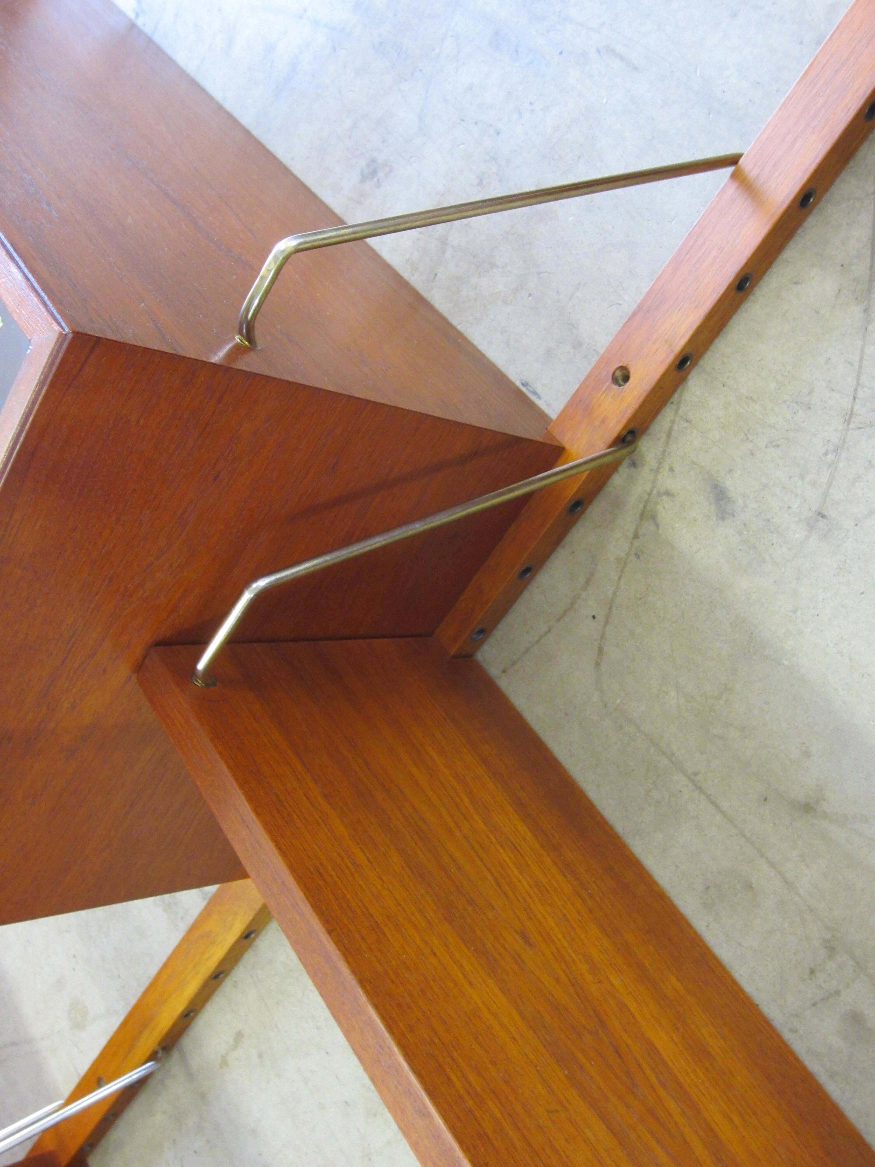Système d'étagères modulable scandinave par Poul Cadovius pour Gustav Bahus
