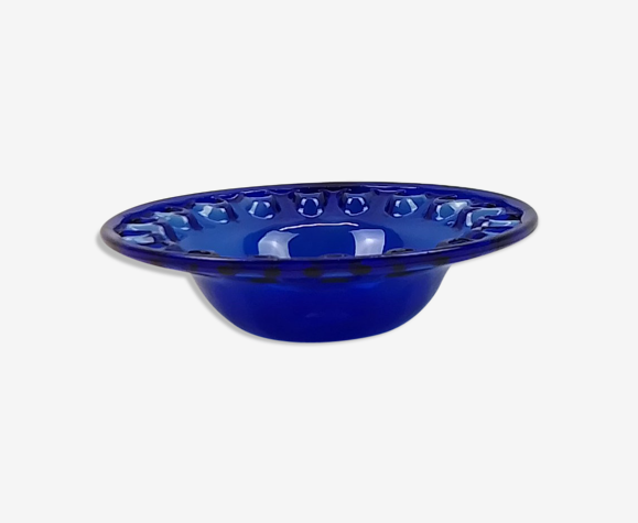 Coupe en verre épais bleu