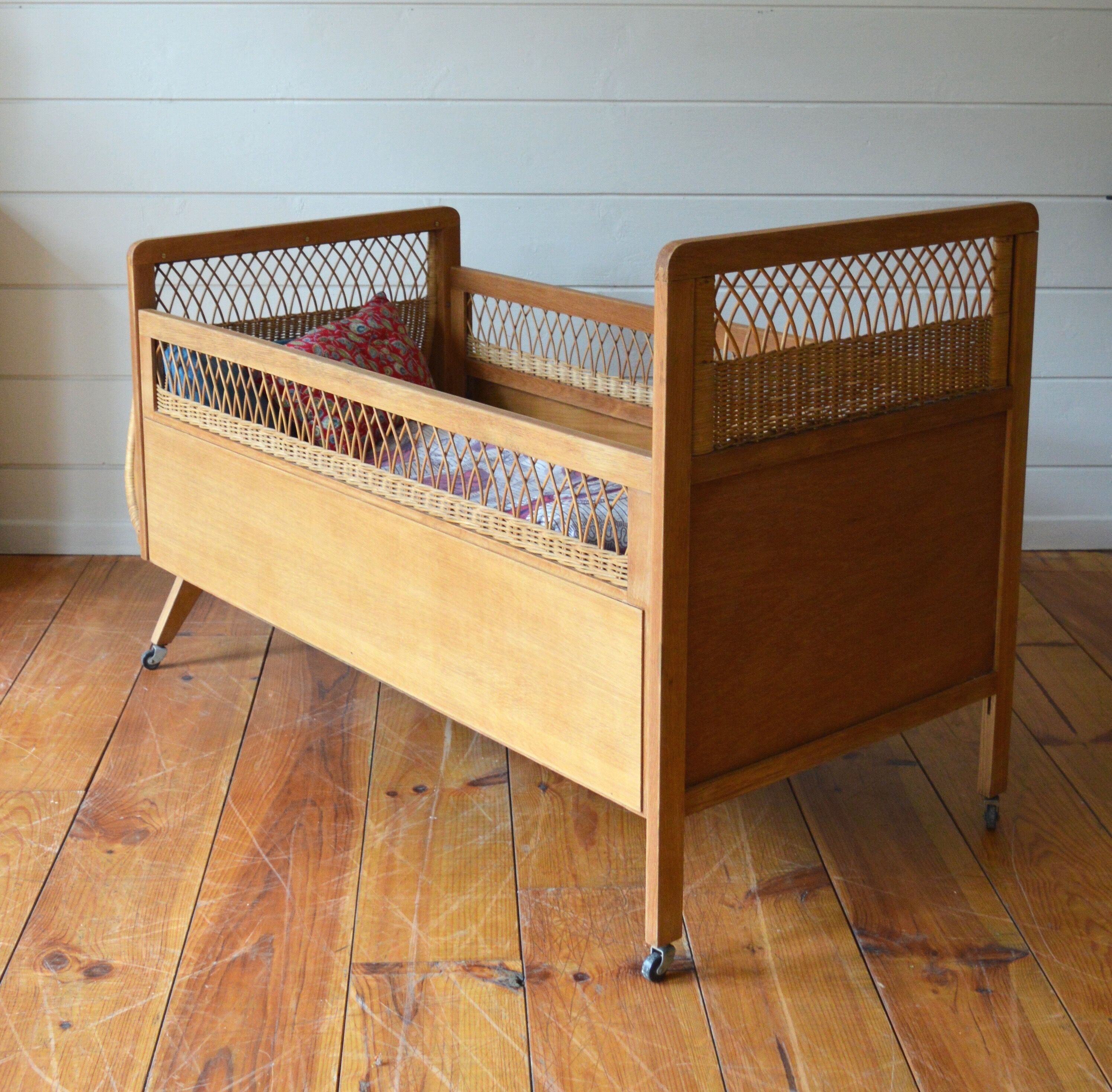 Baby bed