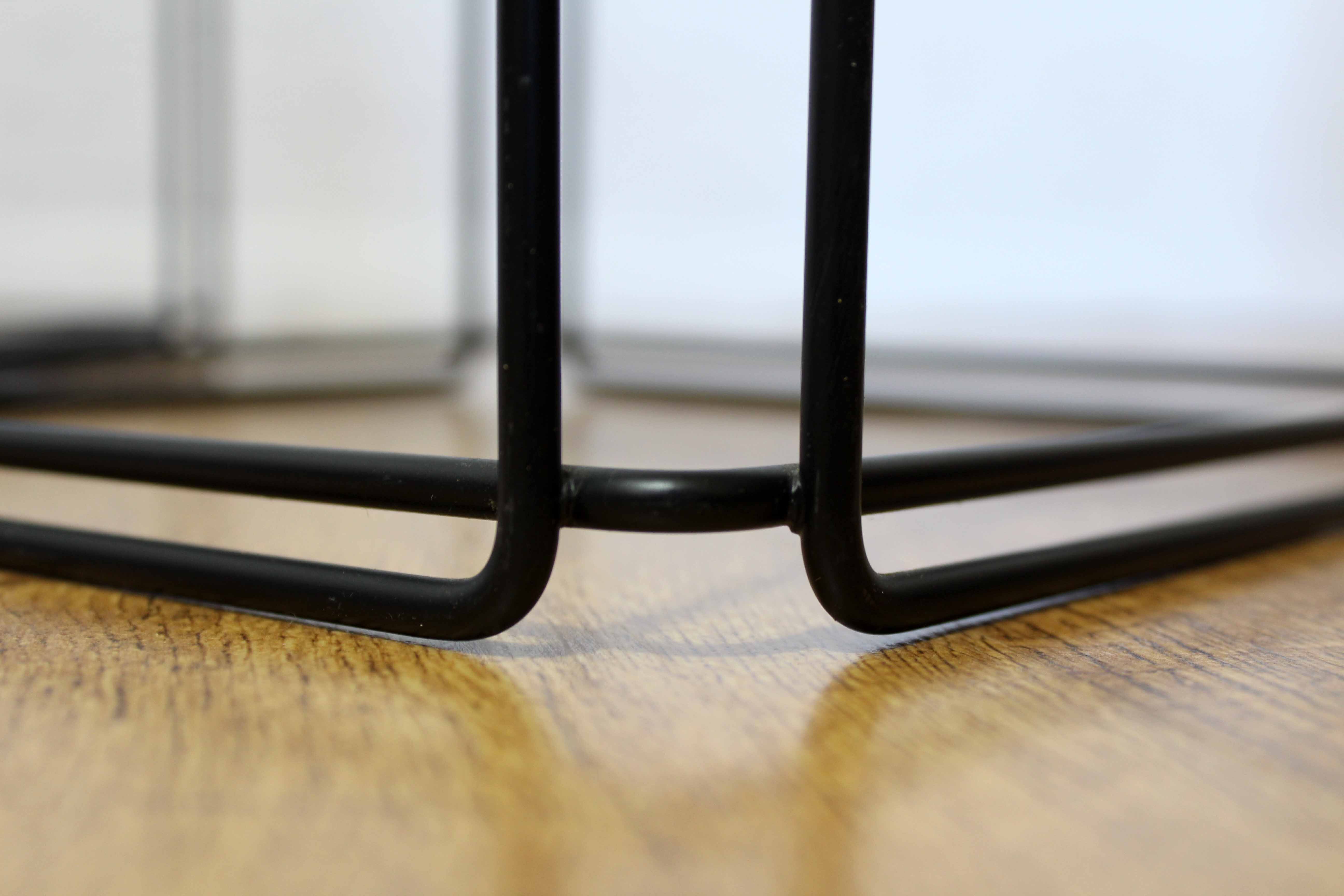 Nesting tables by Max Sauze, Isocèle edition