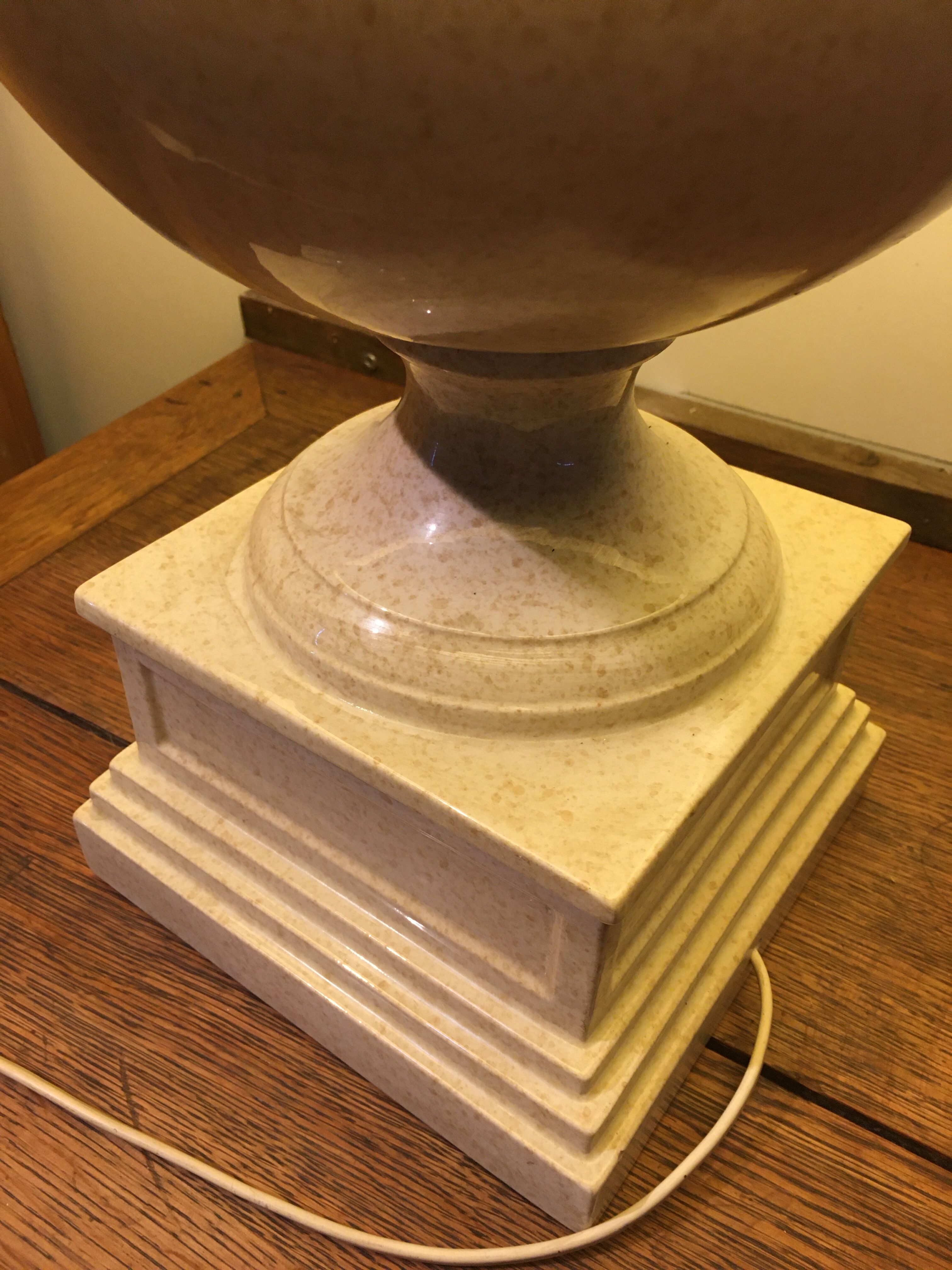 Ceramic fruit cutting lamp