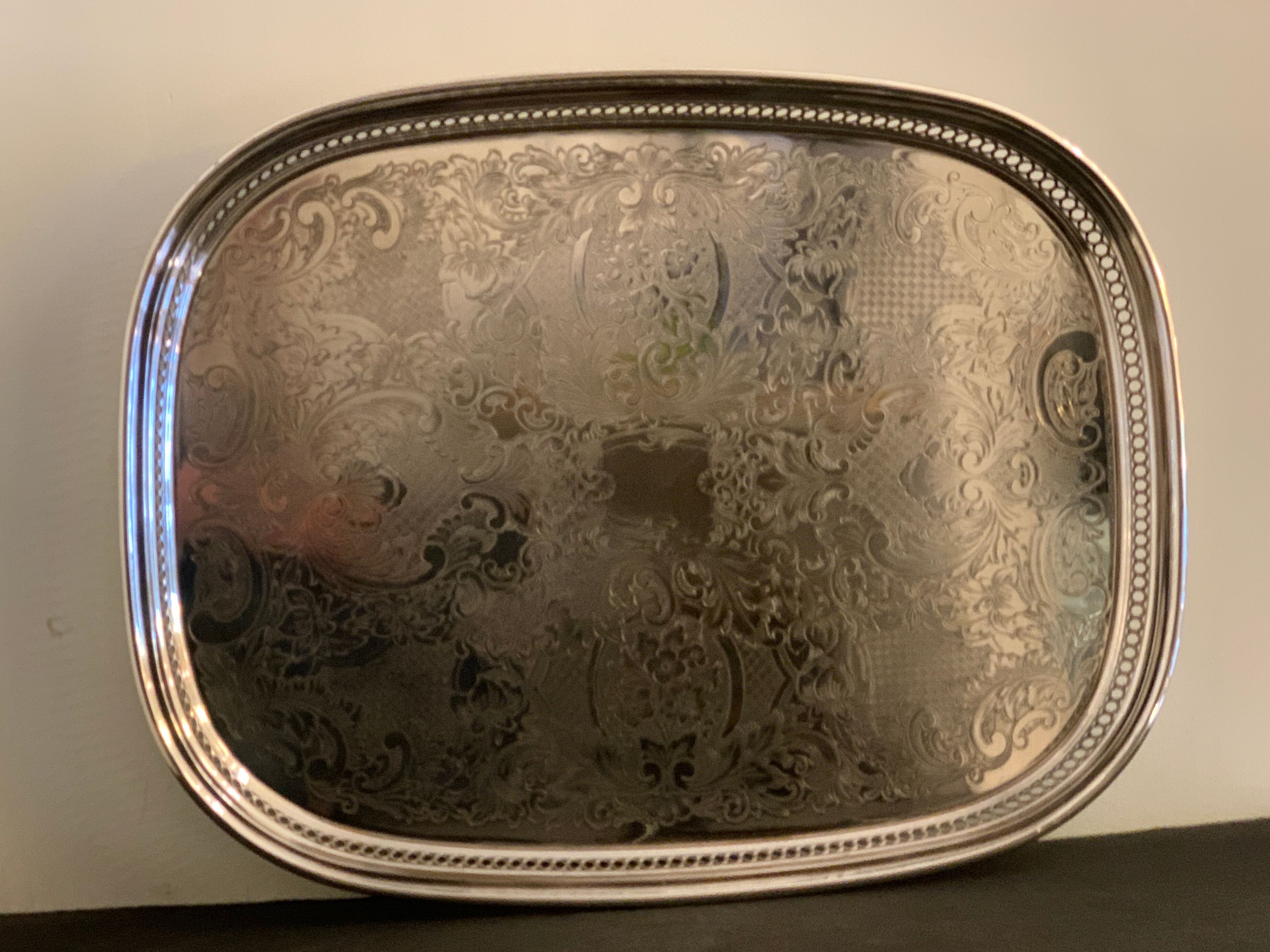 Christofle serving tray in silver metal