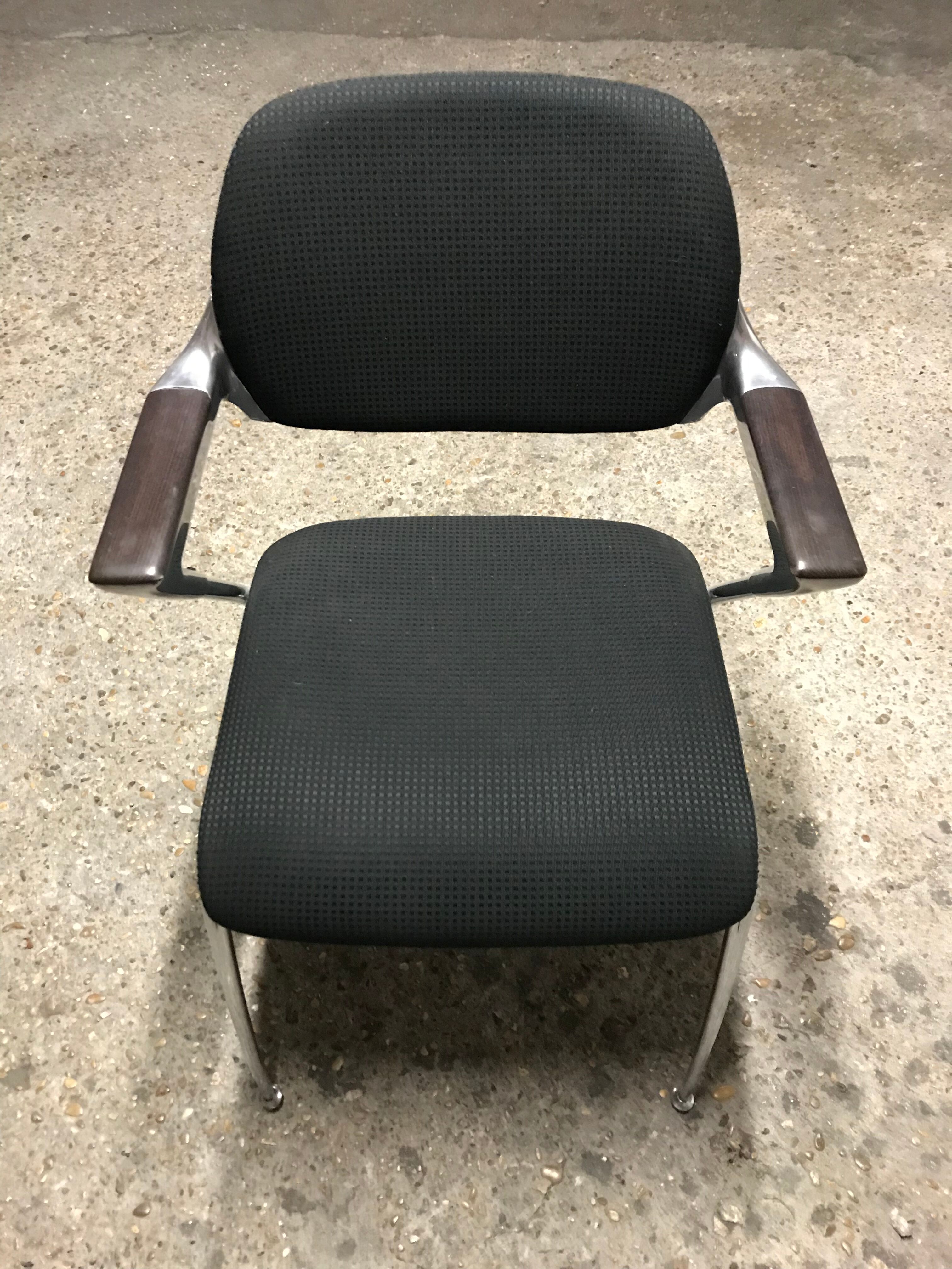 Suite of 5 office chairs 1970