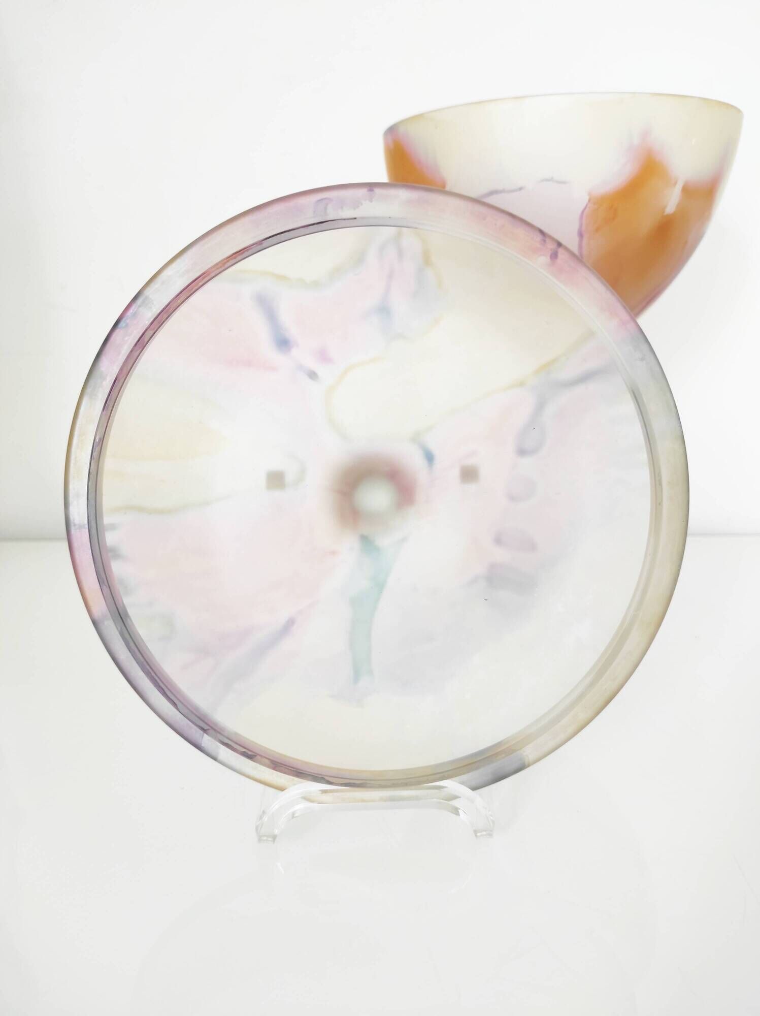 Bonbonnière en verre peint