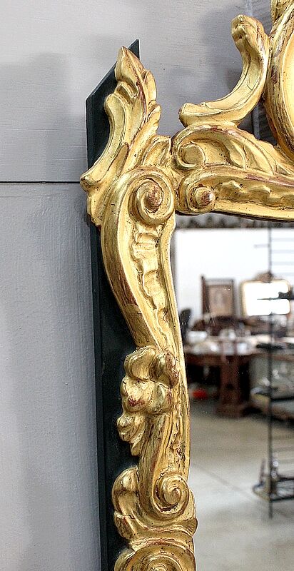 Miroir en bois doré, style Louis XV – début XXe