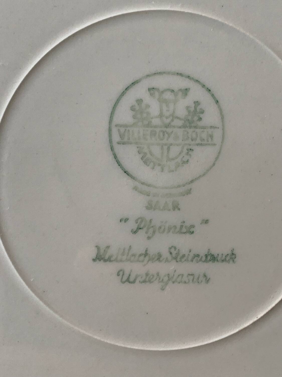 Villeroy and Boch Phoenix model dish