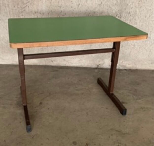 Apple green children's desk