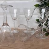 Set of 5 engraved glass liqueur glasses