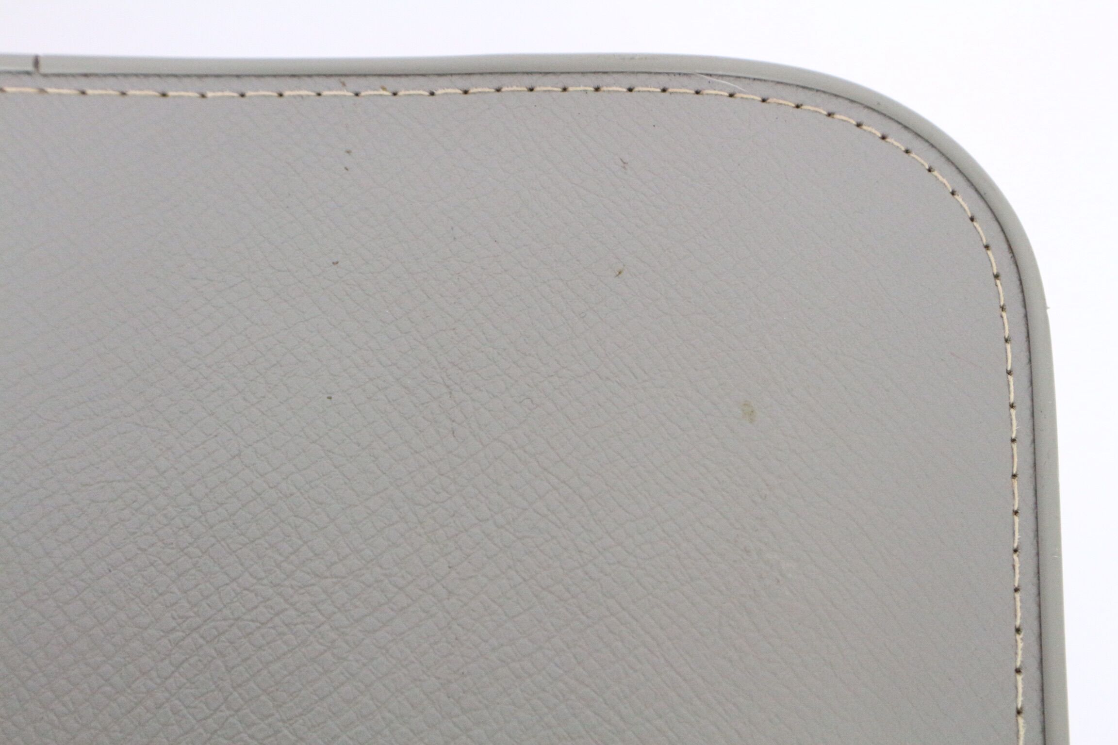 Remington travel-deter Deluxe typewriter with  case