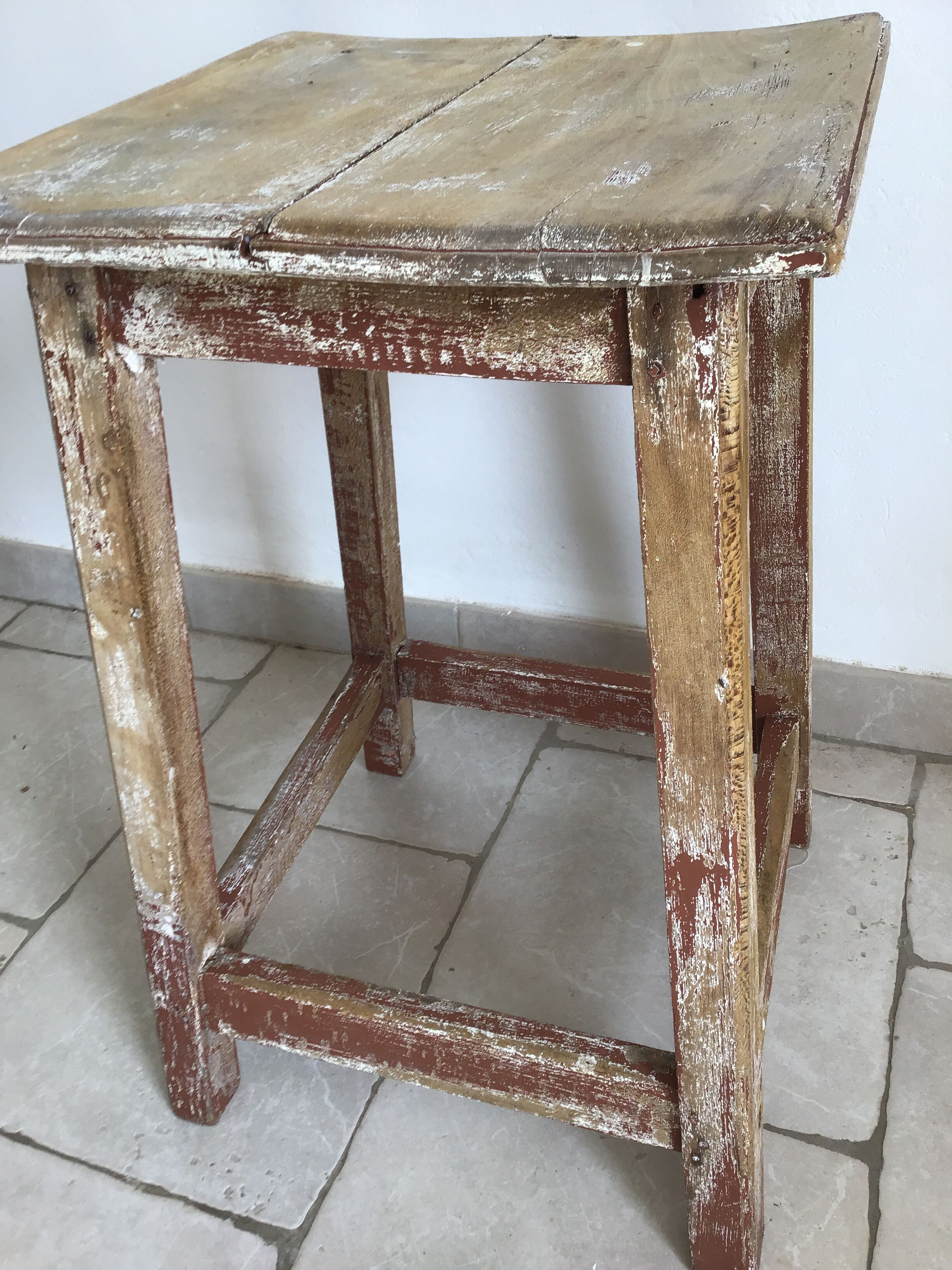 Shop stool