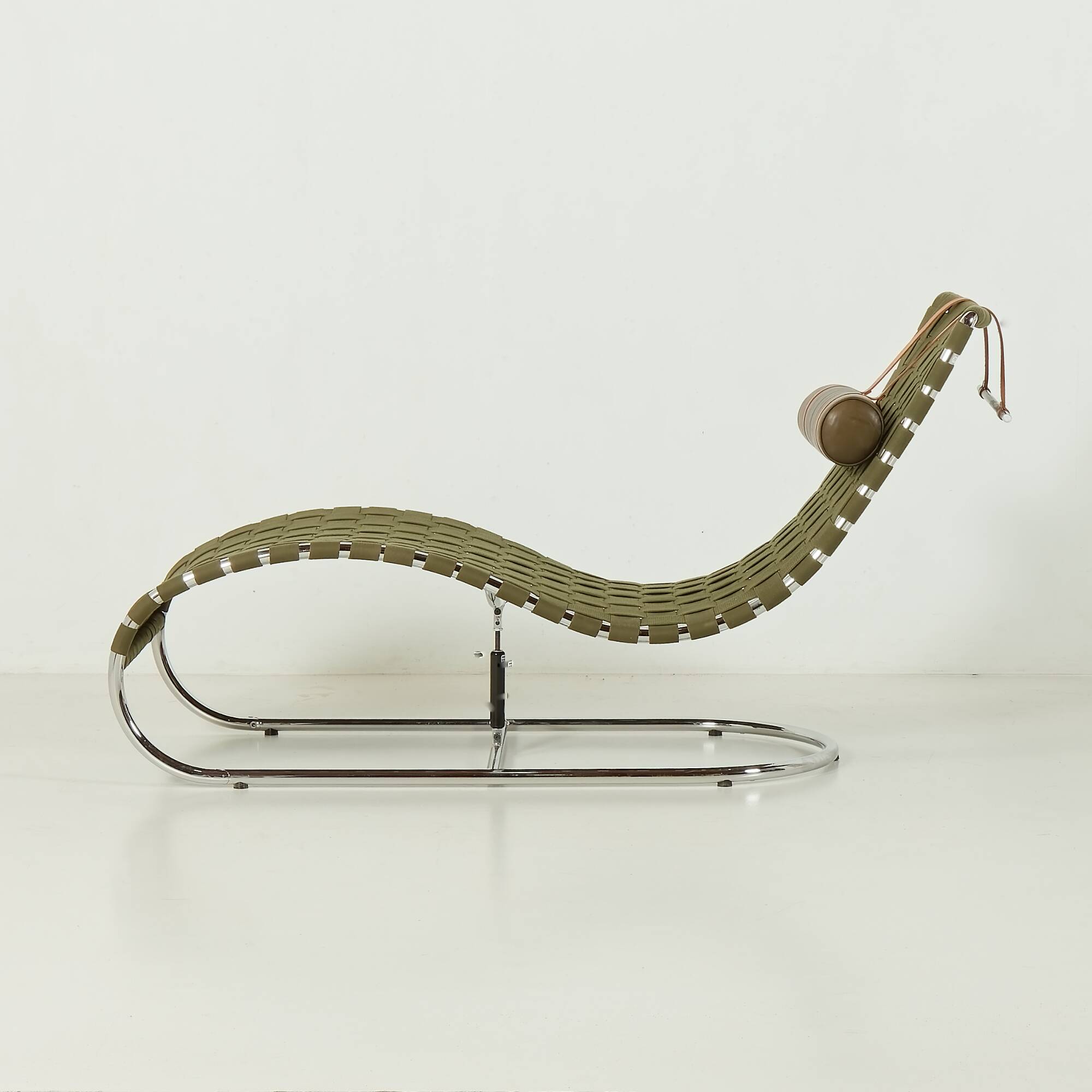 Danish daybed model GD1 by Karsten Gransgaard