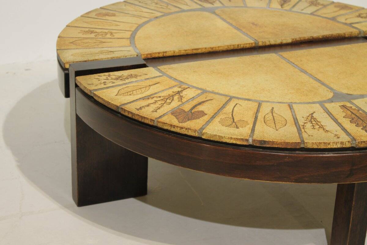 Round coffee table herbarium Roger Capron, Vallauris - ceramic and wooden structure