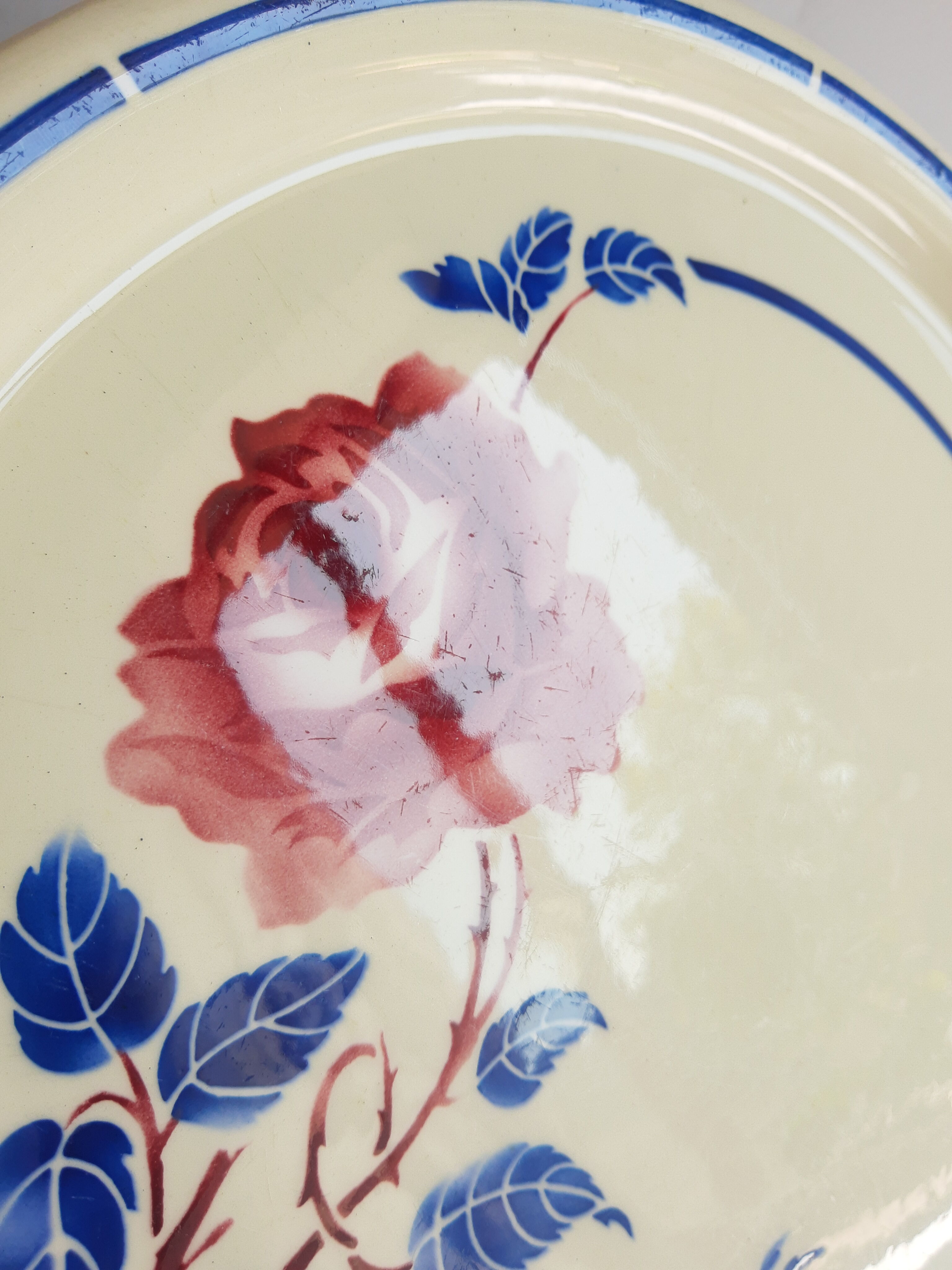 Vintage Chantal K&G Luneville model pie serving dish France