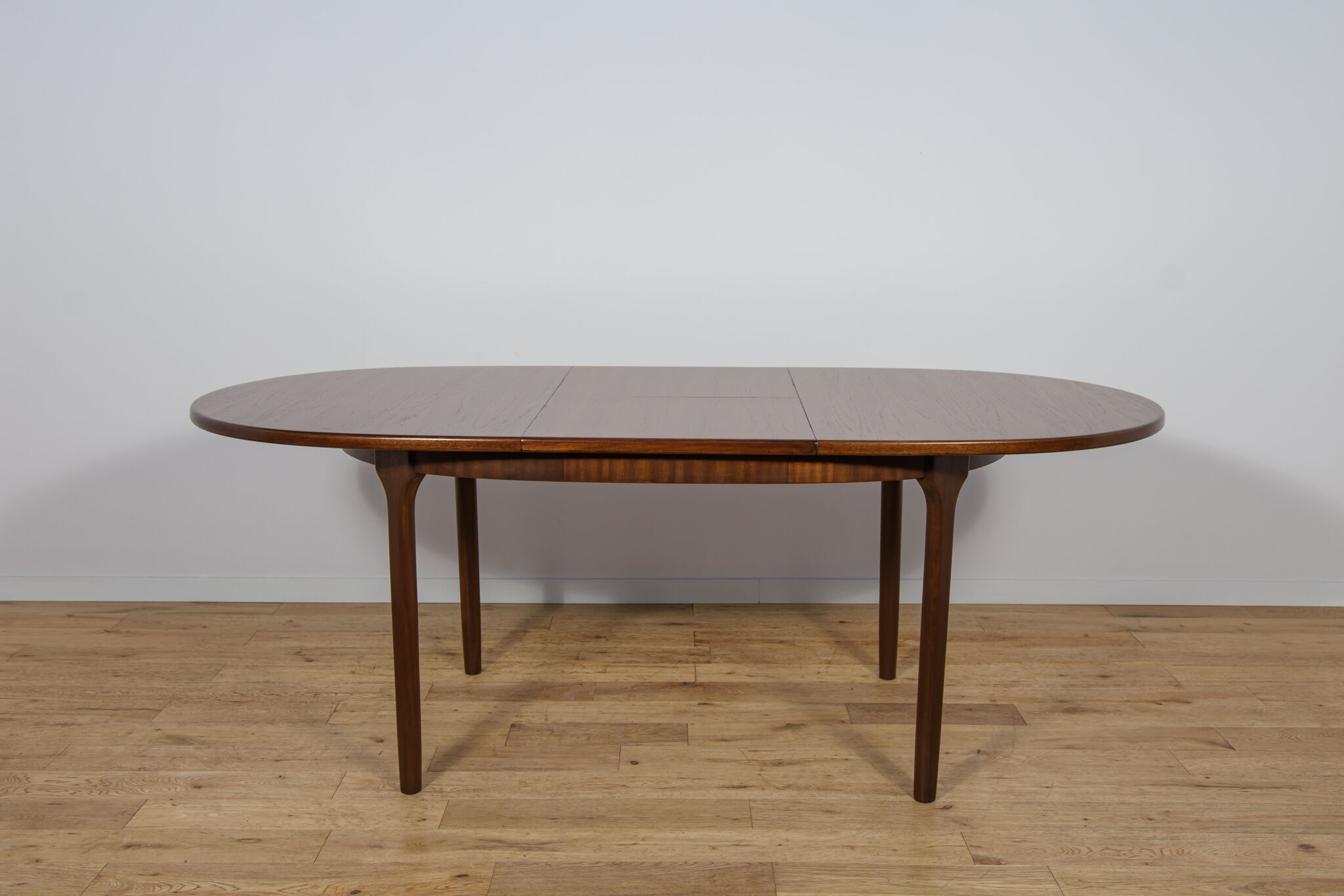 Mid-century teak oval extendable dining table from McIntosh, United Kingdom, 1960s