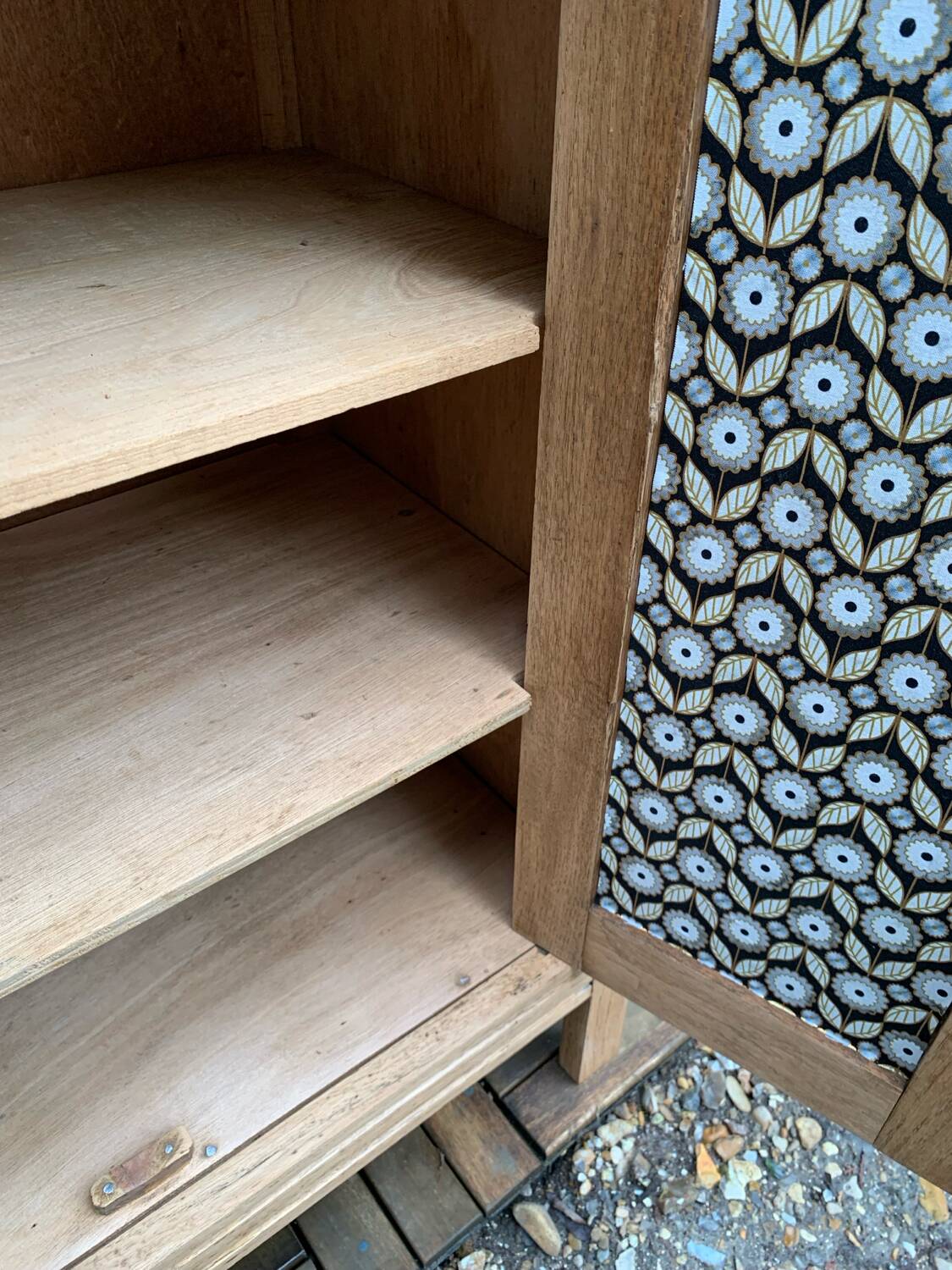 Parisian art deco sideboard in raw oak 1930
