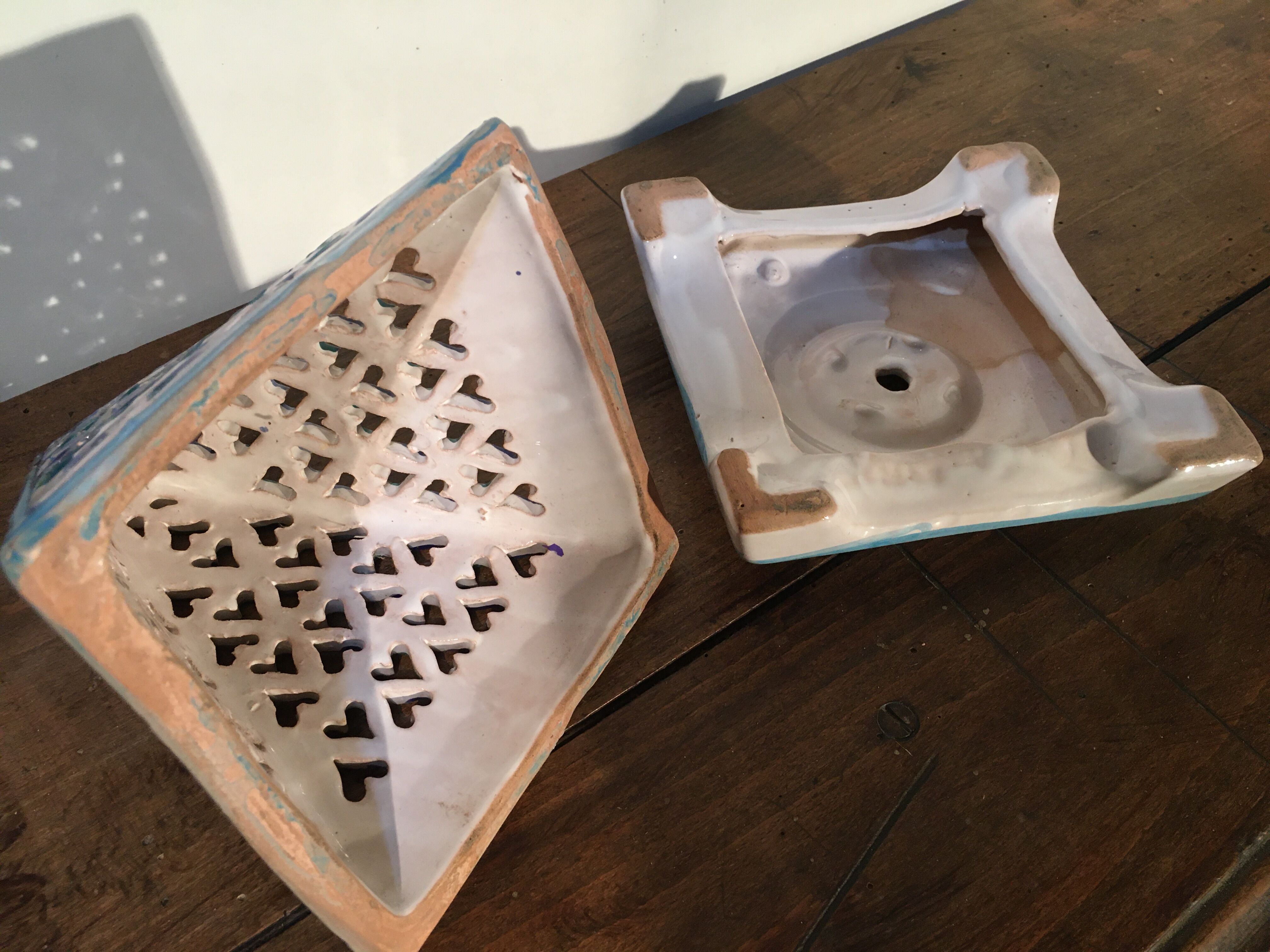 Photophore ceramic pyramid