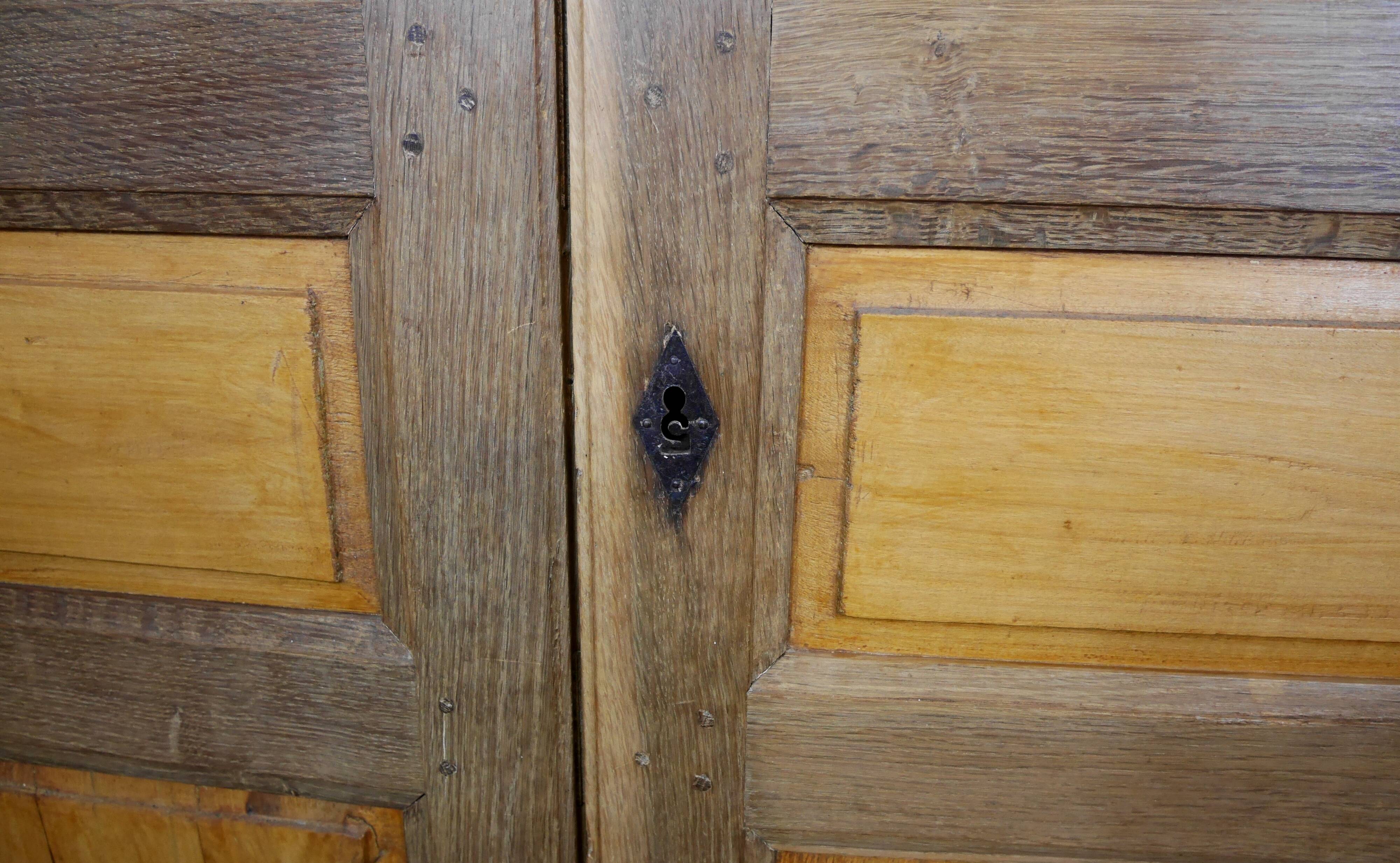 Paire de porte en bois du 18 eme siecle
