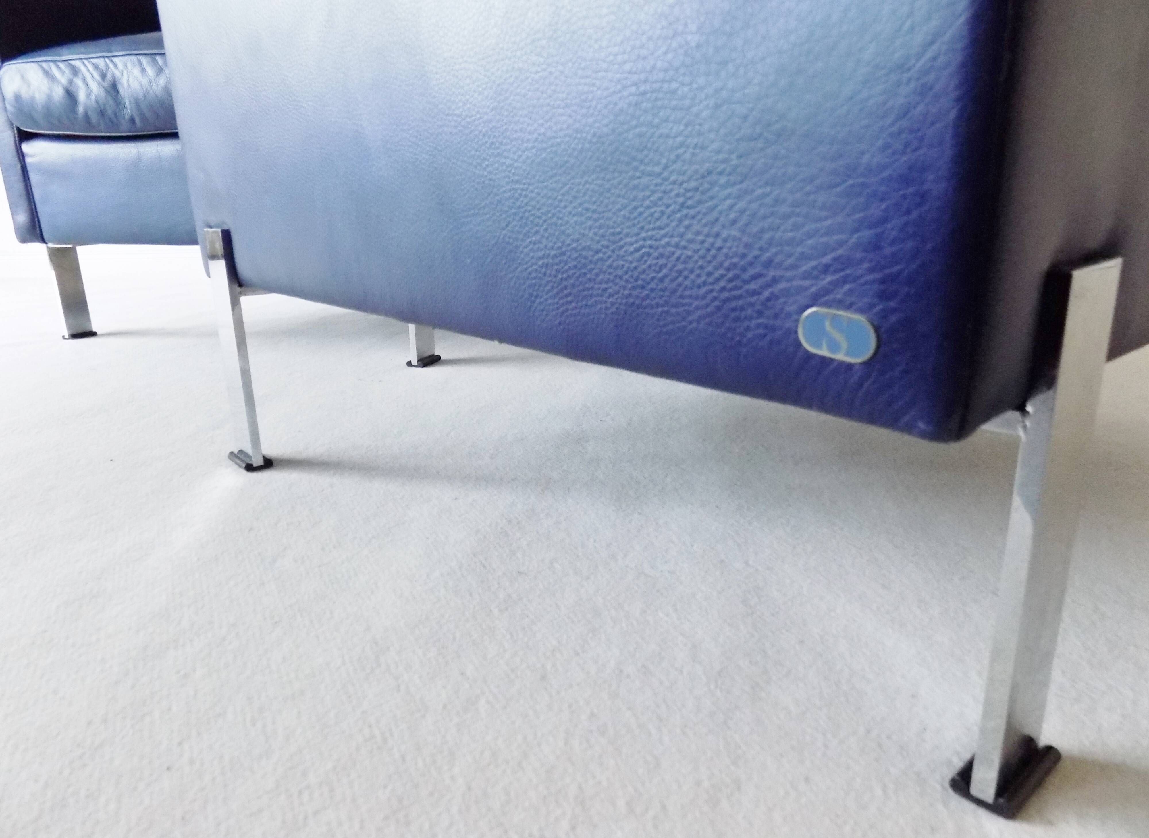 De Sede DS118 pair of blue leather club chairs