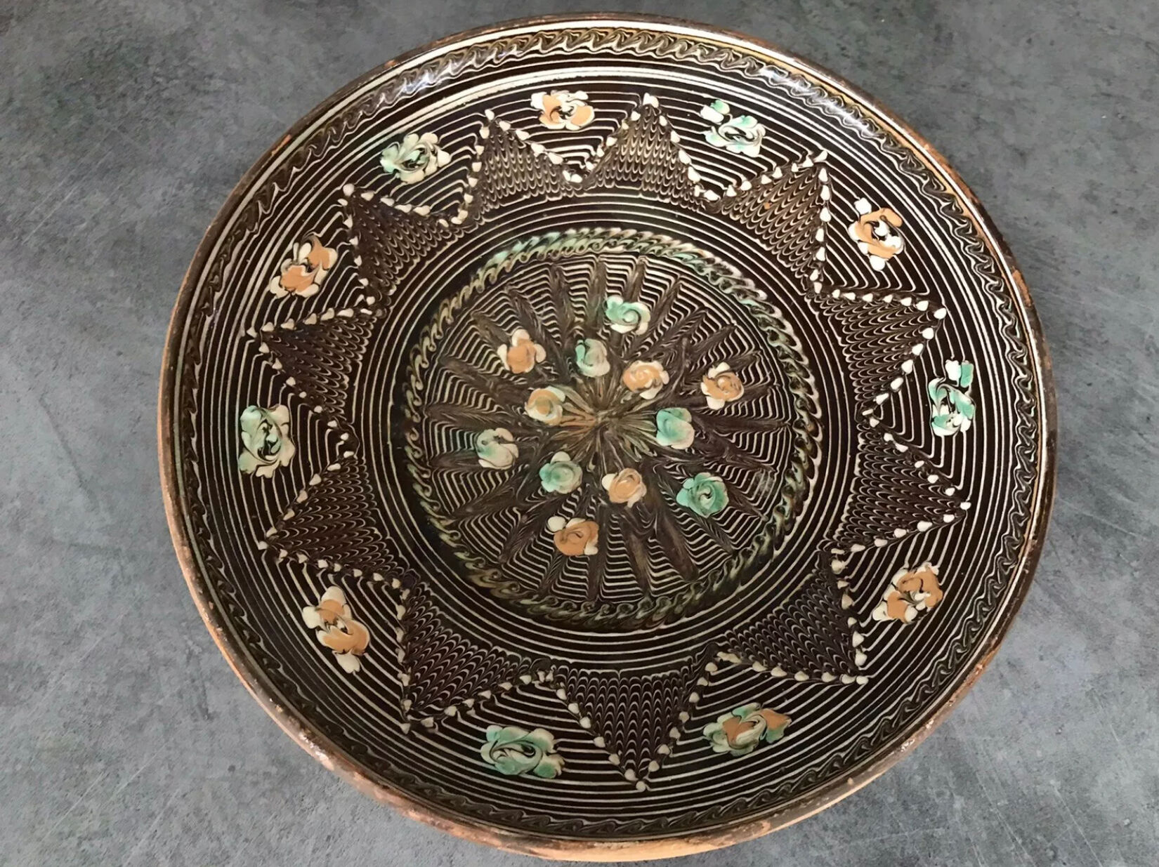 Vintage decor de paint polychrome hand dish 27 cm