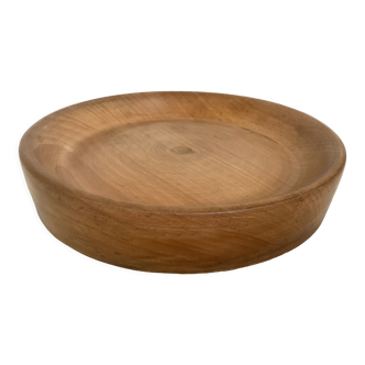 Empty round pocket made of thick wood