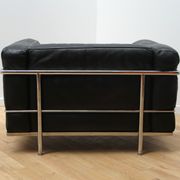 Pair of armchairs LC3