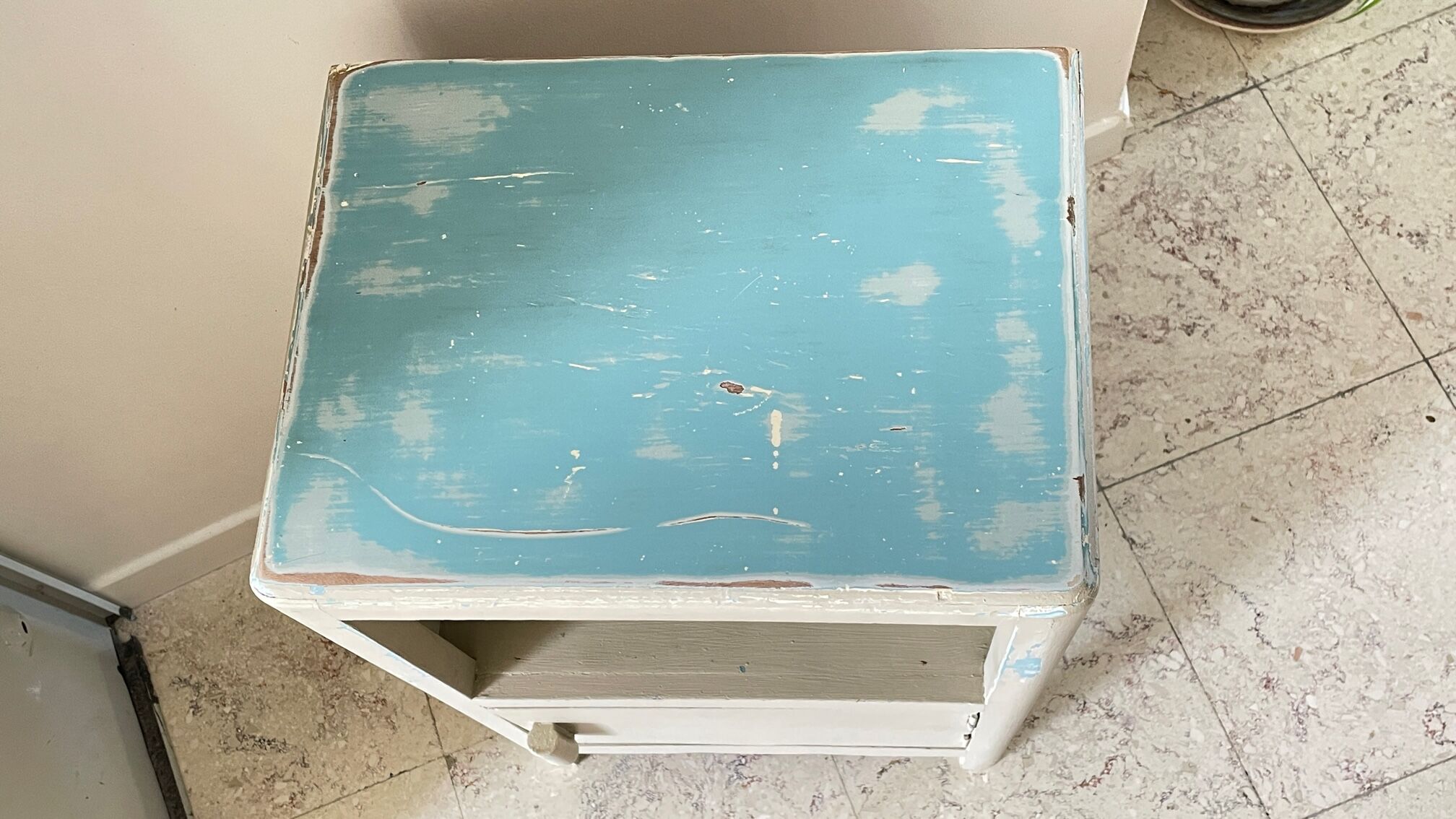 Table de chevet cube années 20