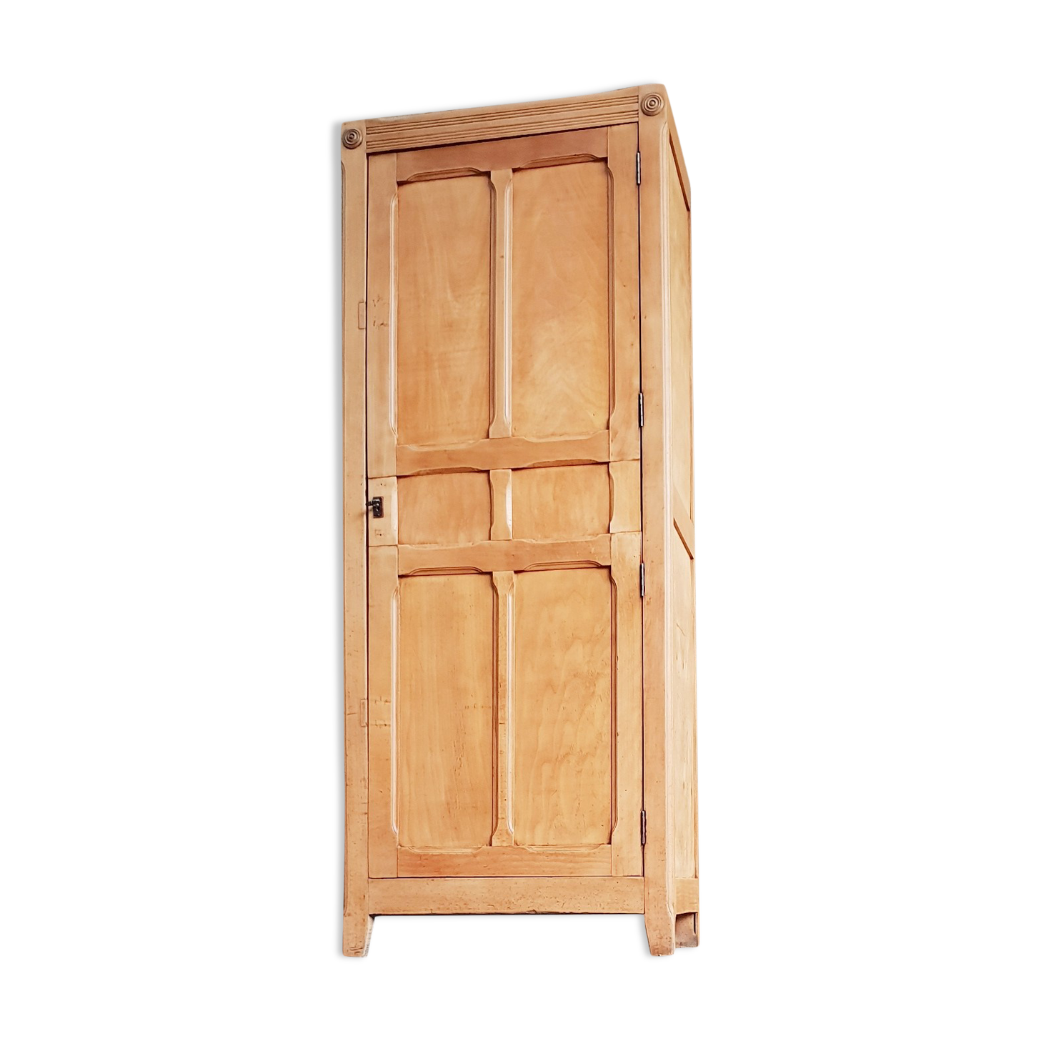 Vintage Parisian wardrobe