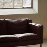 Stouby Møbelfabrik, 3-seater mid-century style sofa in brown leather, made in the 1970s.