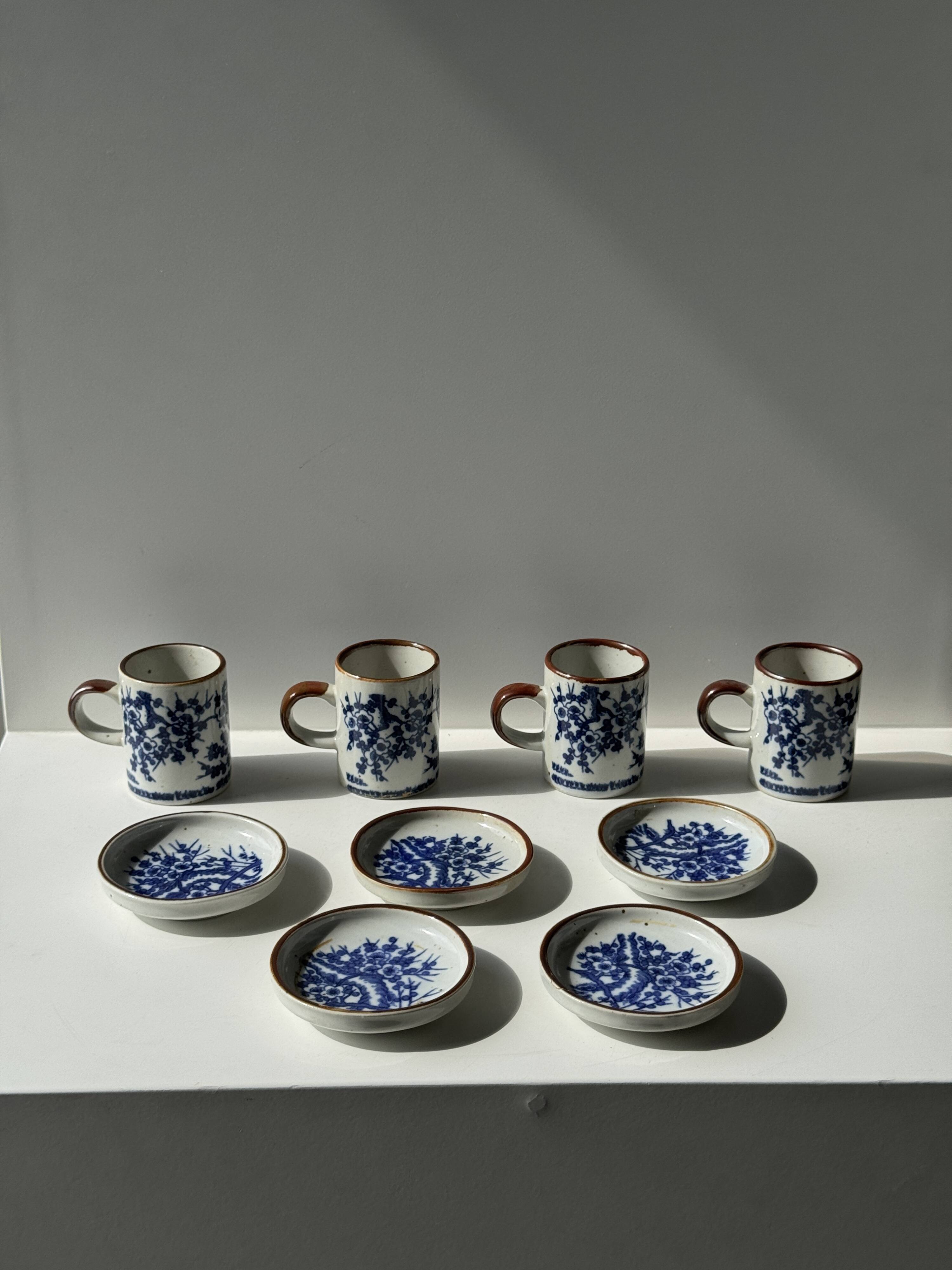 Set of 4 small cups and saucers with Asian blue landscape decor