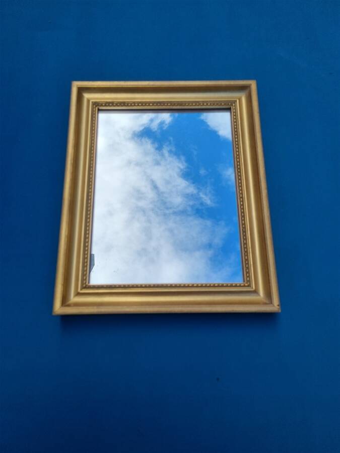 Gold frame mirror