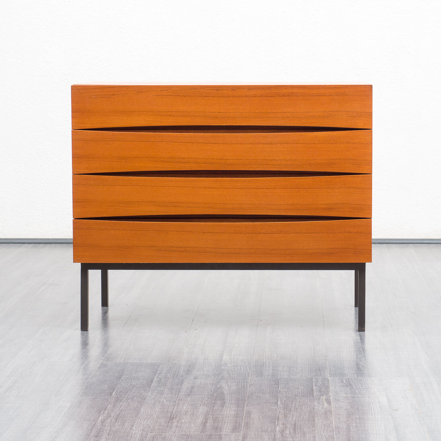Commode a tiroirs, teck, restauré, vintage
