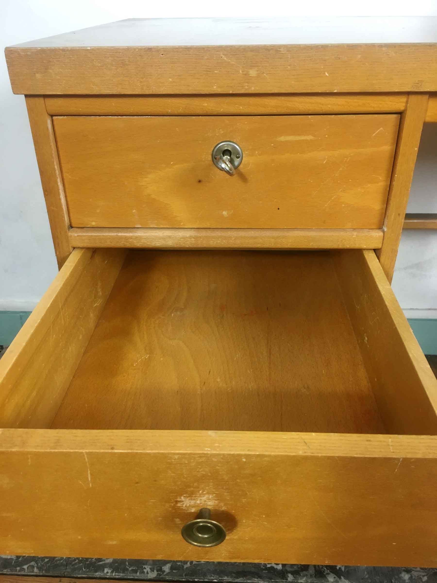 Vintage desk Ekawerk