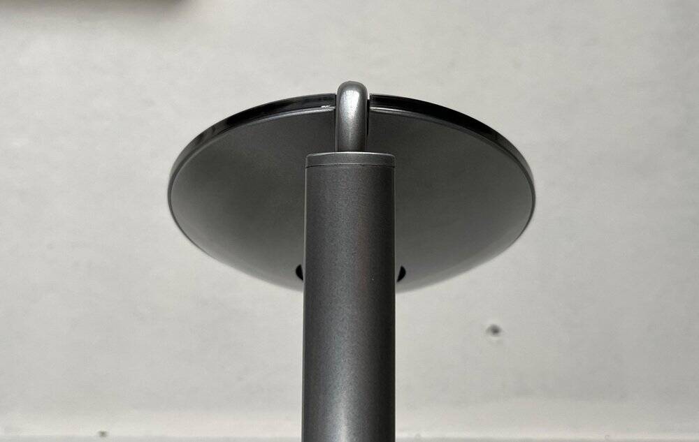 Zeta Terra floor lamp, postmodern Italian by Giuseppe Linardi for Lumina, 1990s.