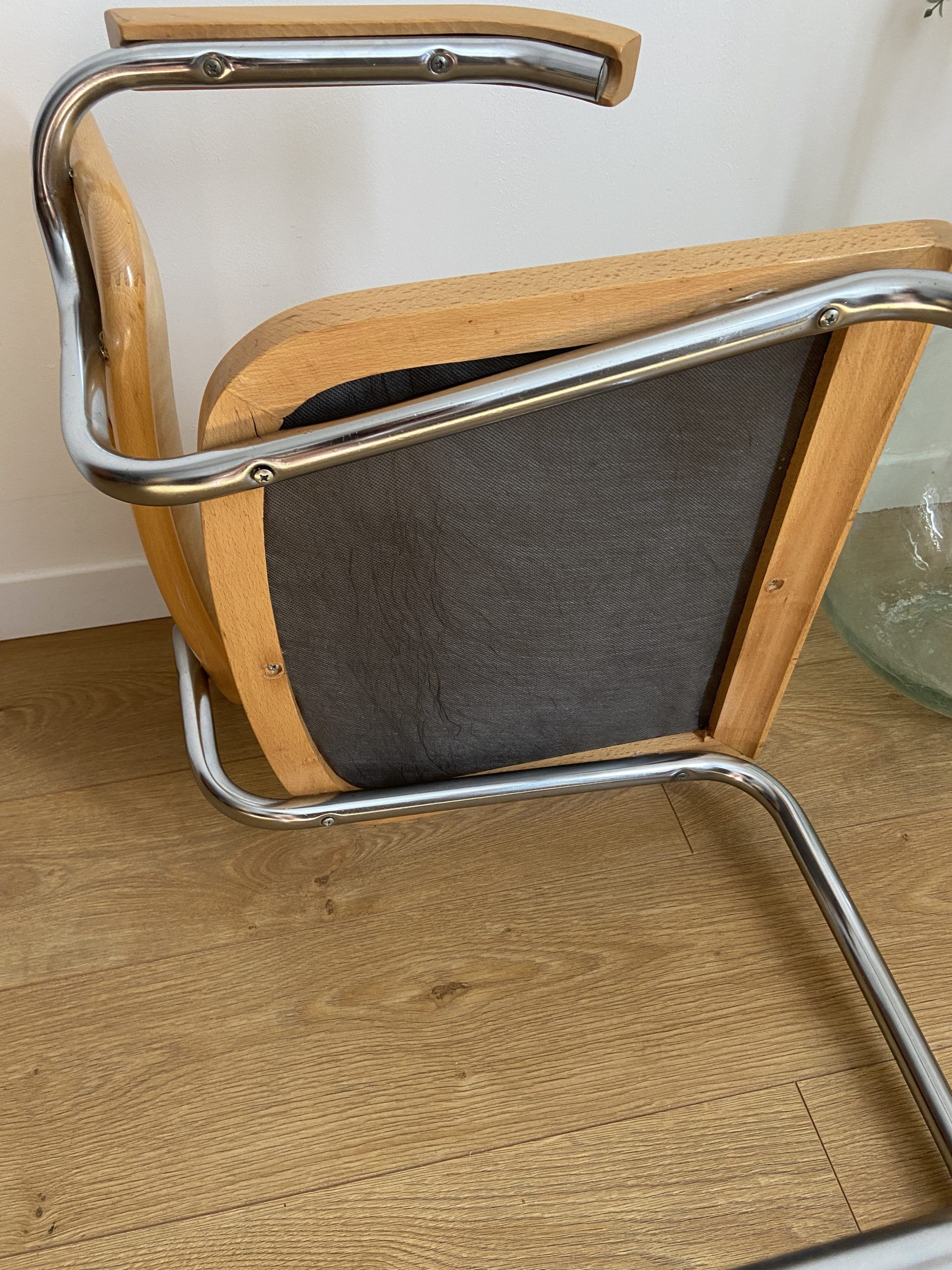 Fauteuil cesca b64 en skaï beige Marcel Breuer