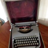 Japy typewriter circa 1950