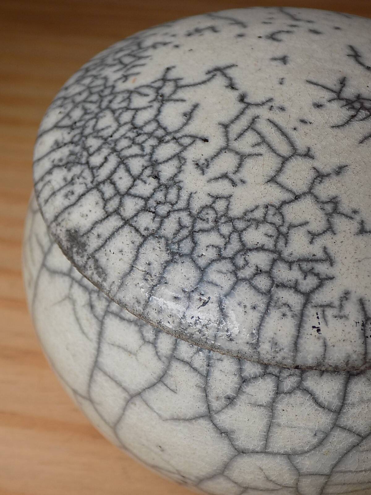 Pot – raku terracotta box