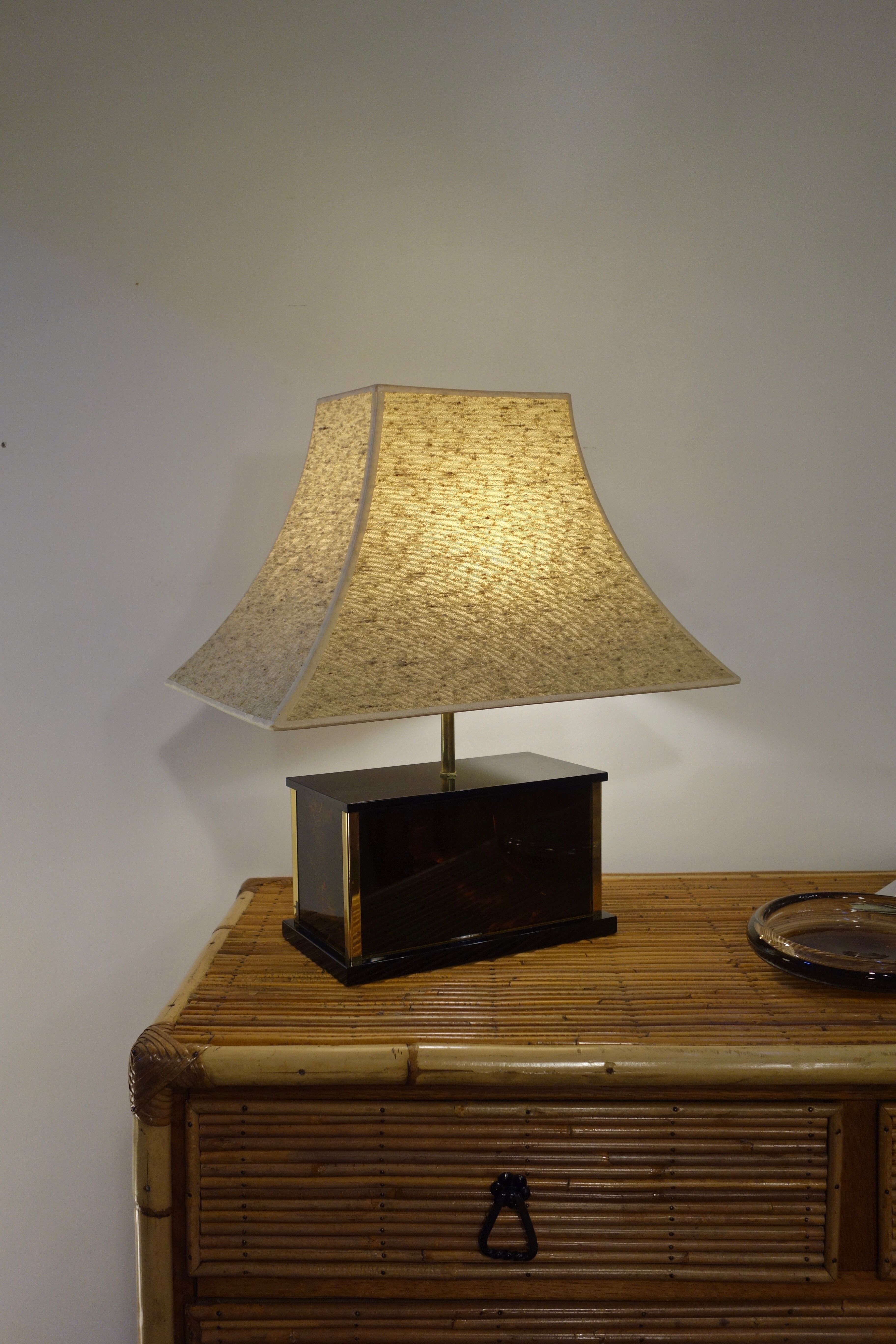 Plexiglass Pagoda lamp 1970's