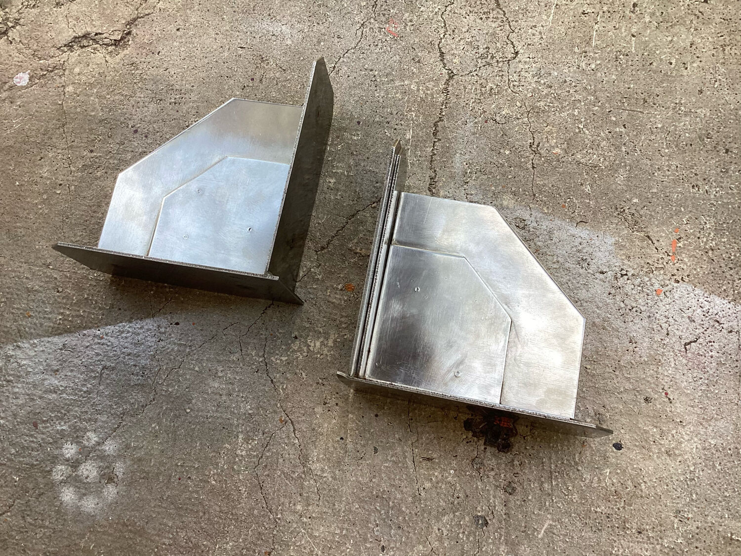 Pair of vintage industrial style metal bookends