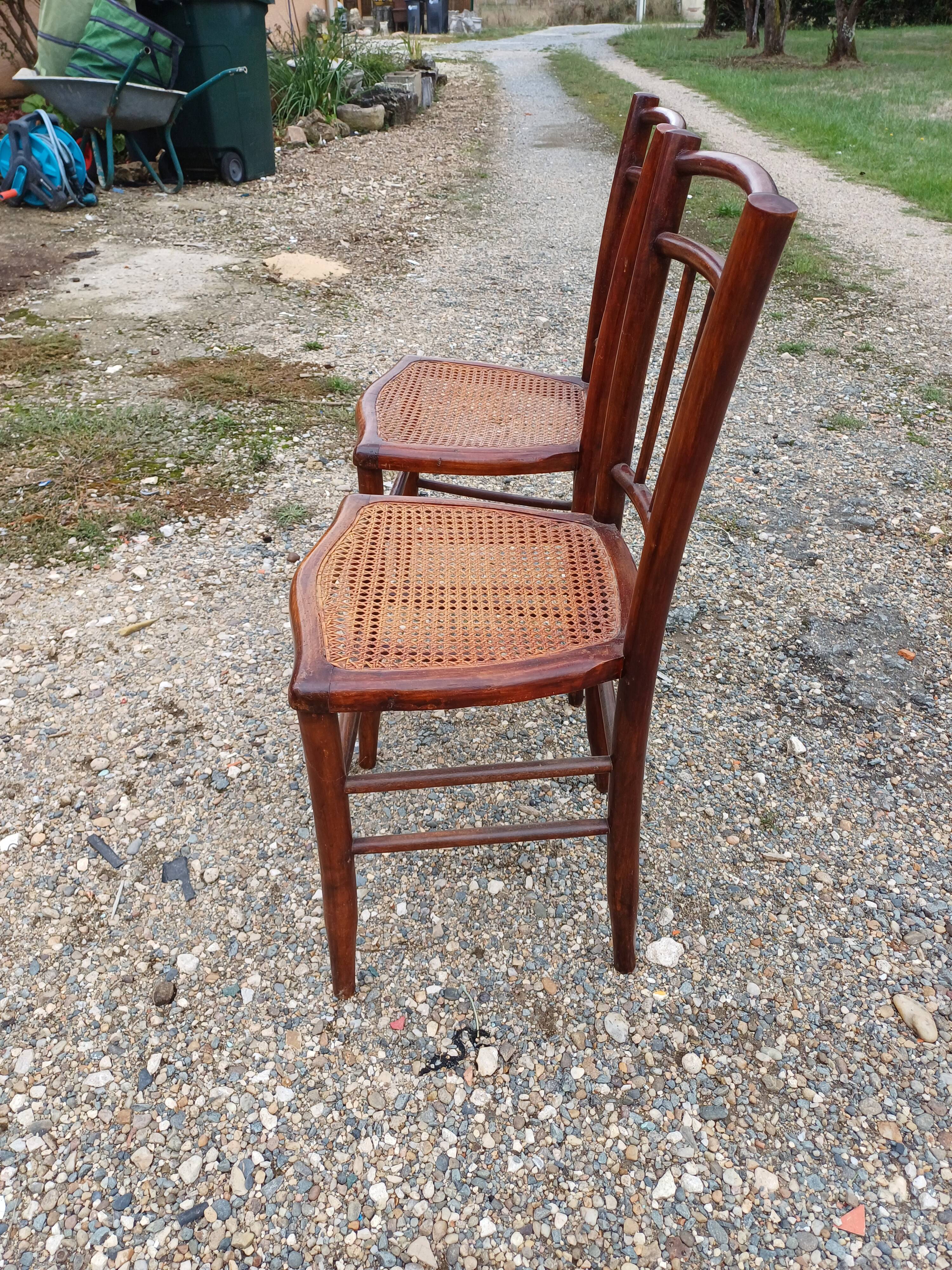 Pair of Thonet Bistro Chairs in Wood and Cane