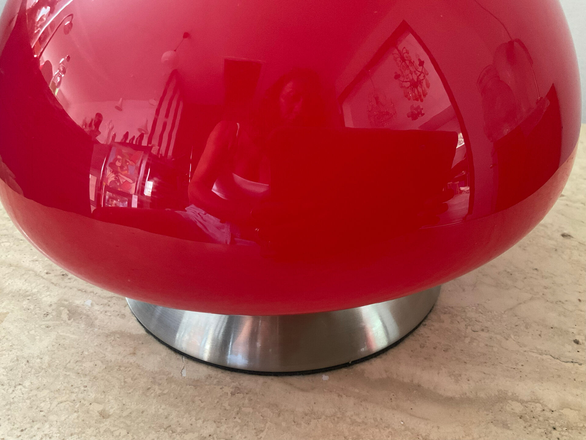 Vintage mushroom lamp in opaline from the 1980s.